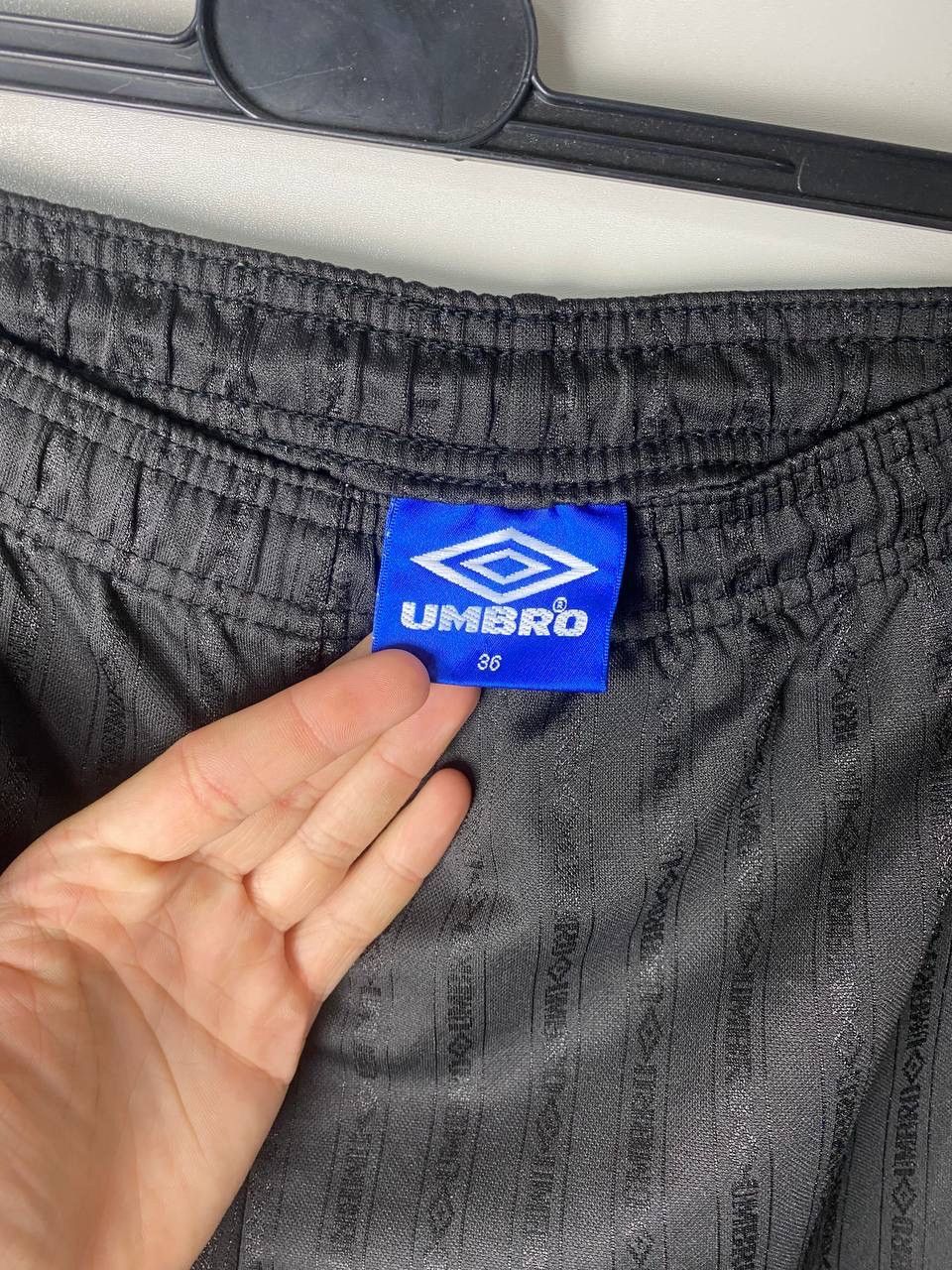 Umbro Umbro vintage shorts size 36 Size US 36 / EU 52 - 3 Thumbnail