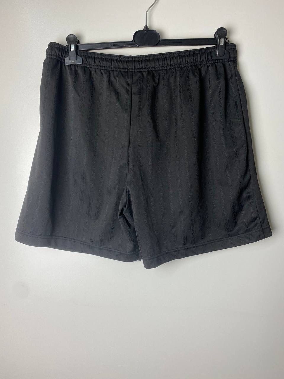 Umbro Umbro vintage shorts size 36 Size US 36 / EU 52 - 2 Thumbnail