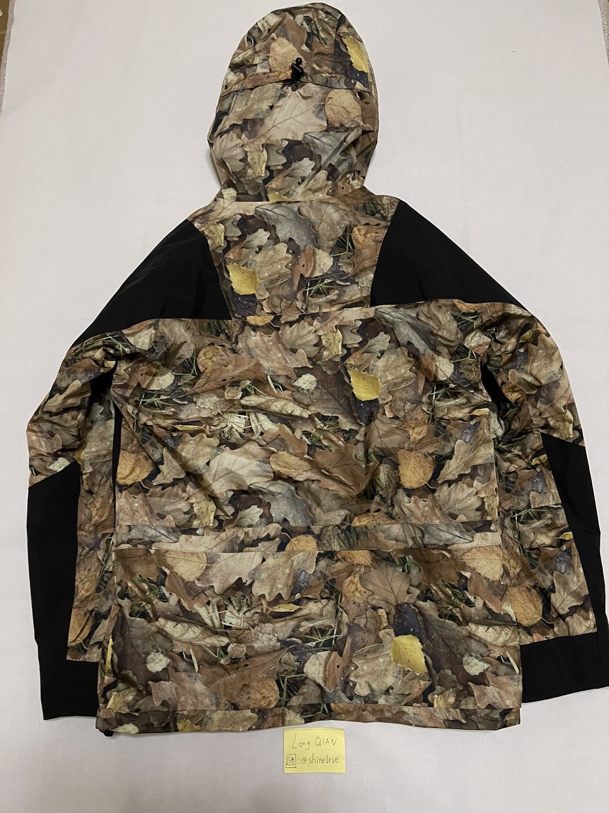 Supreme×Tnf Leaves Mountain Light Jaket Supreme X THE NORTH FACE Leaf Pattern Mountain Light Jacket