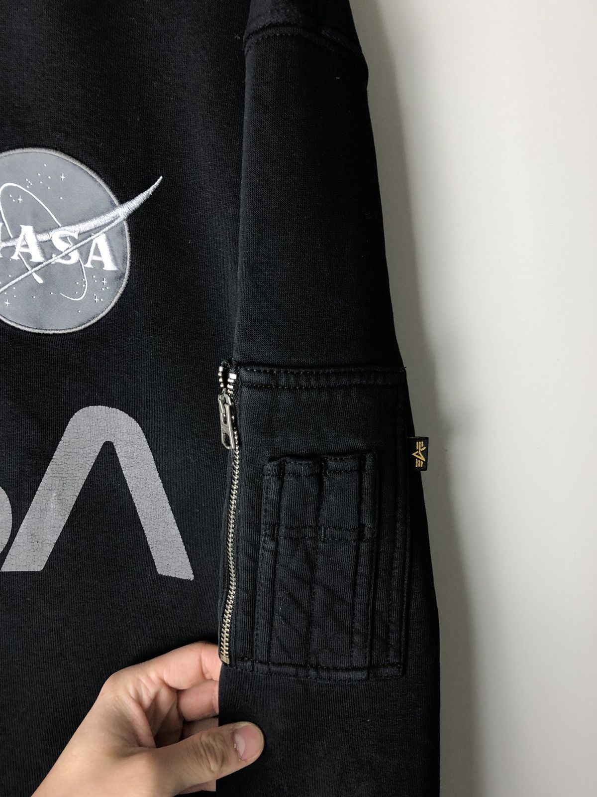Alpha Industries Alpha Industries NASA sweatshirt size M Size US M / EU 48-50 / 2 - 6 Thumbnail