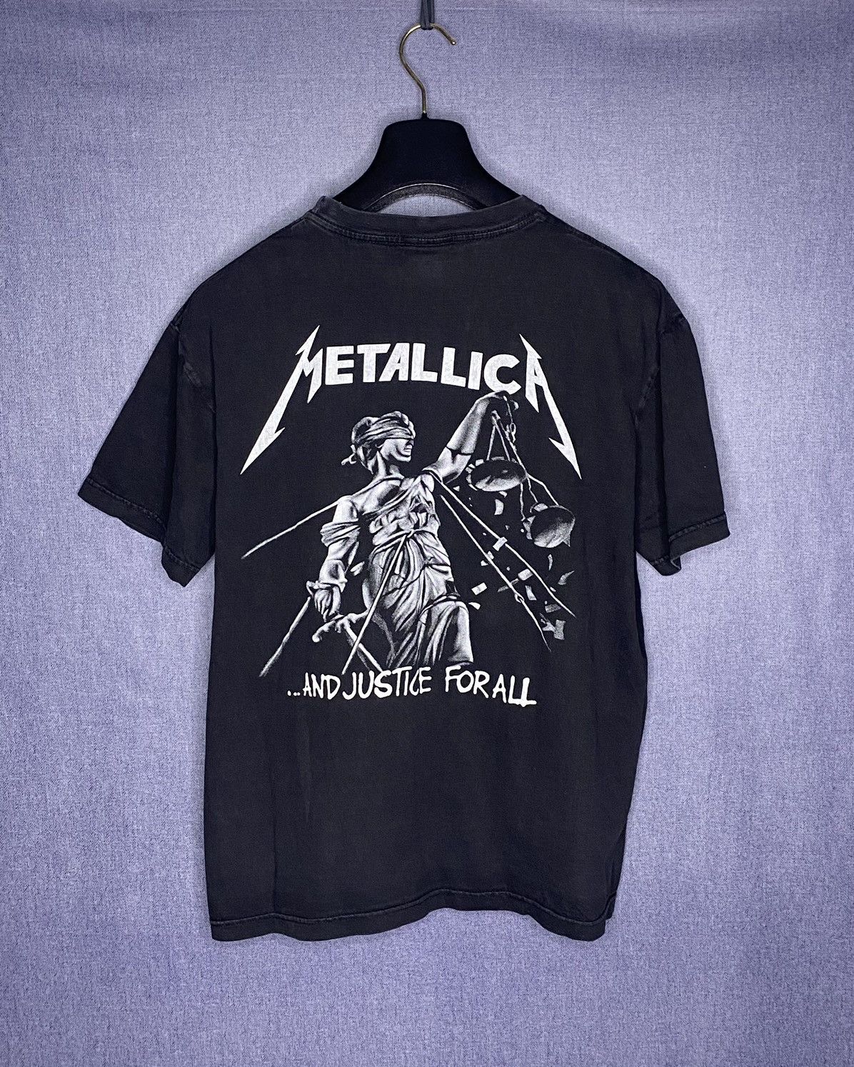 Band Tees × Metallica × Vintage Vintage Metallica and justice for all T shirt Size US XL / EU 56 / 4 - 2 Thumbnail