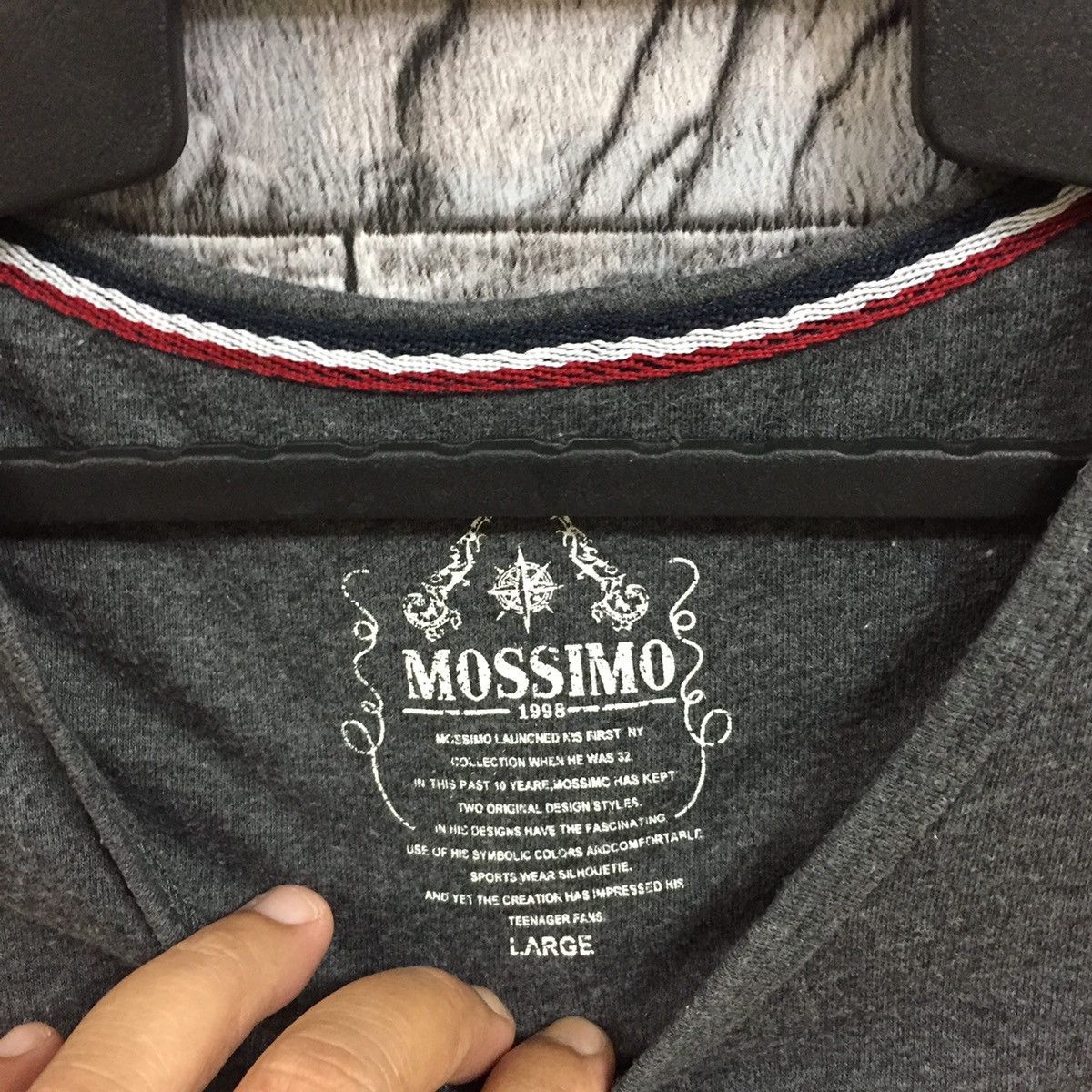 Mossimo Mossimo t shirt clock logo size L Size US L / EU 52-54 / 3 - 3 Thumbnail