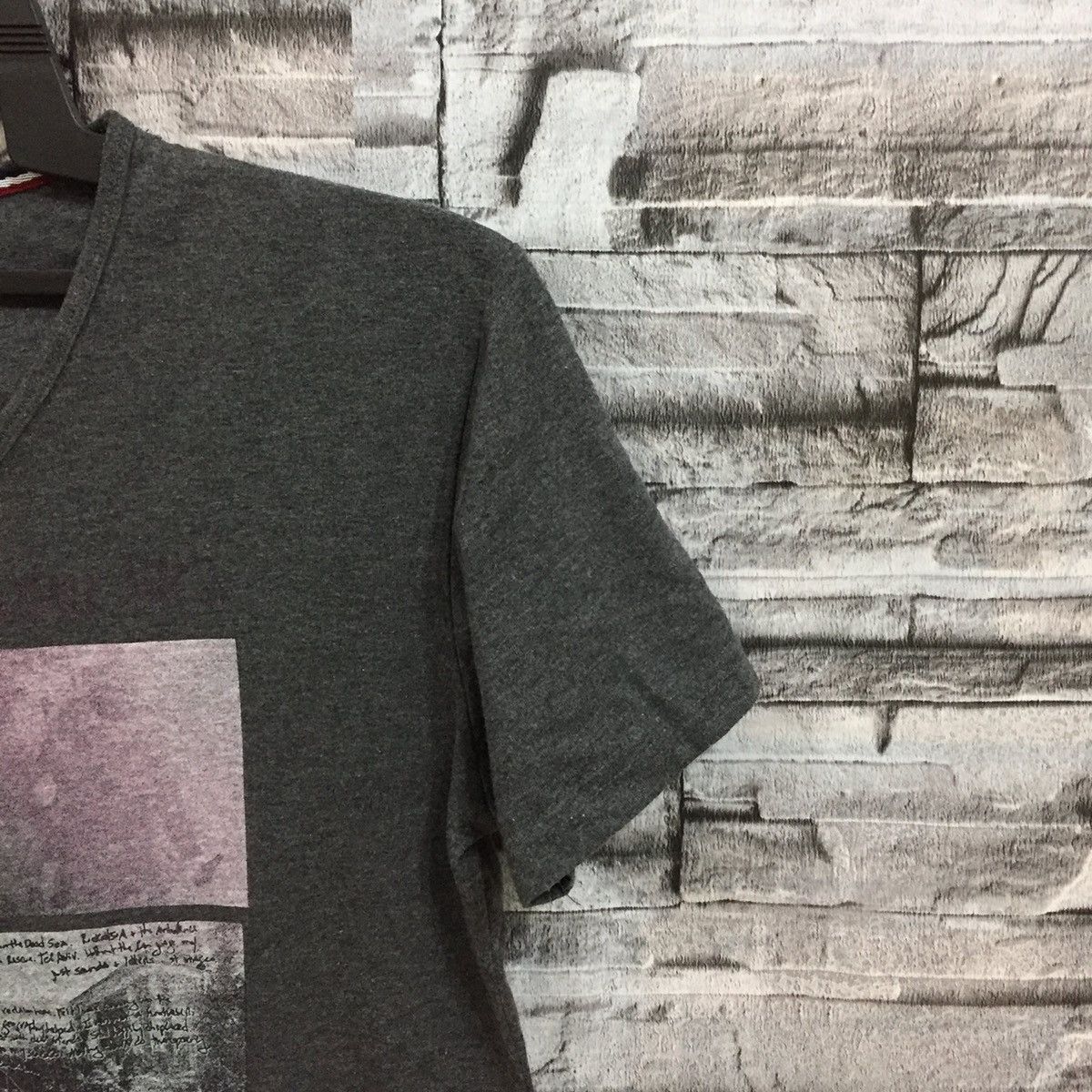Mossimo Mossimo t shirt clock logo size L Size US L / EU 52-54 / 3 - 5 Thumbnail