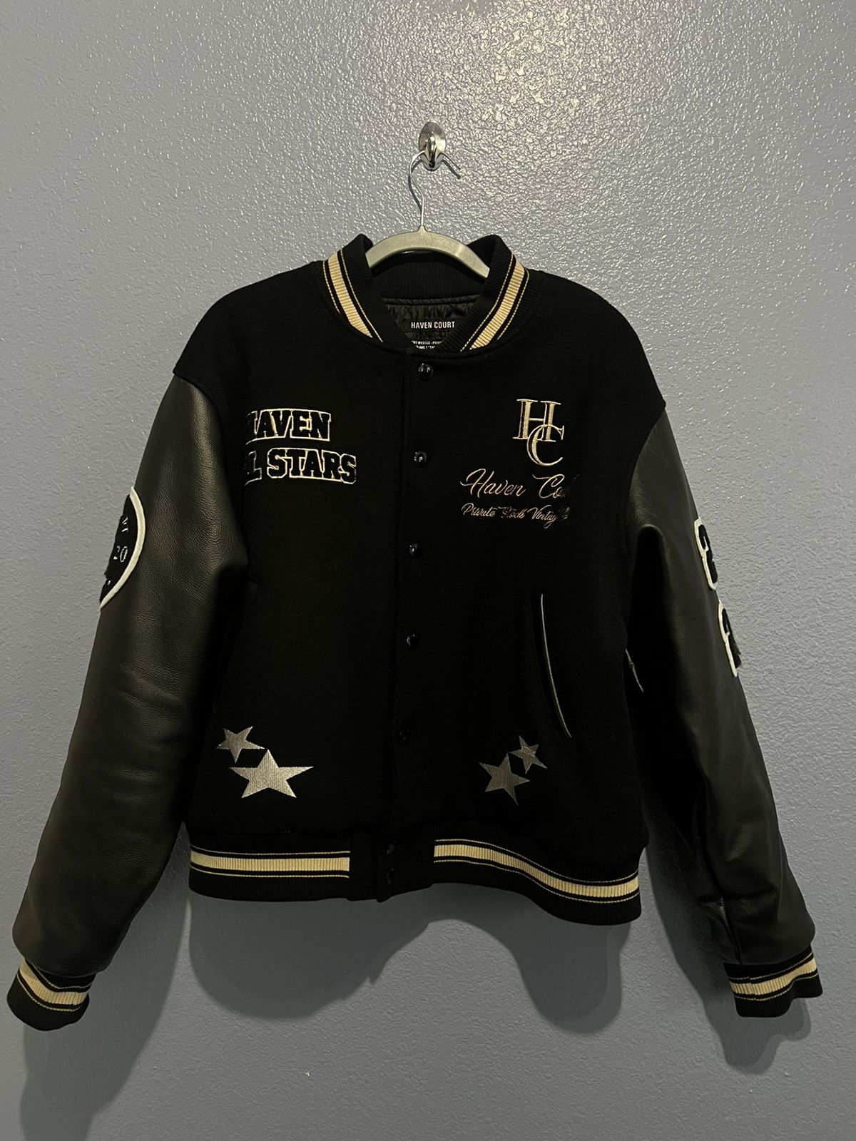 HAVEN COURT HC TRIPLE BLACK VARSITY - ジャケット・アウター