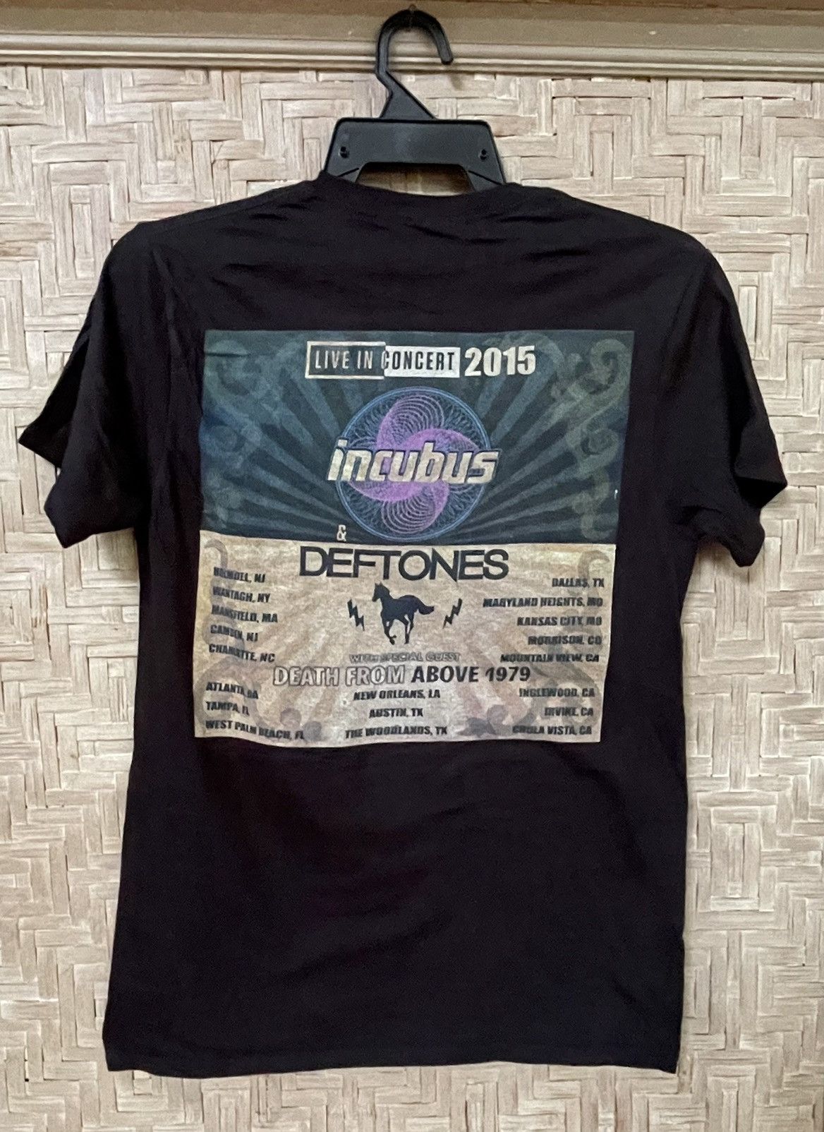 Band Tees Band Tee x Incubus x deftones Live In Concert 2015🔥 Size US M / EU 48-50 / 2 - 9 Thumbnail