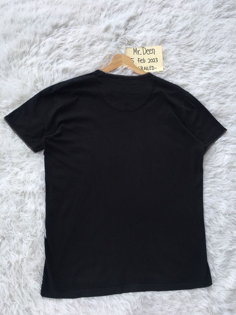Burberry Vintage Burberry Black Label Spellout Tshirt Size US M / EU 48-50 / 2 - 12 Thumbnail