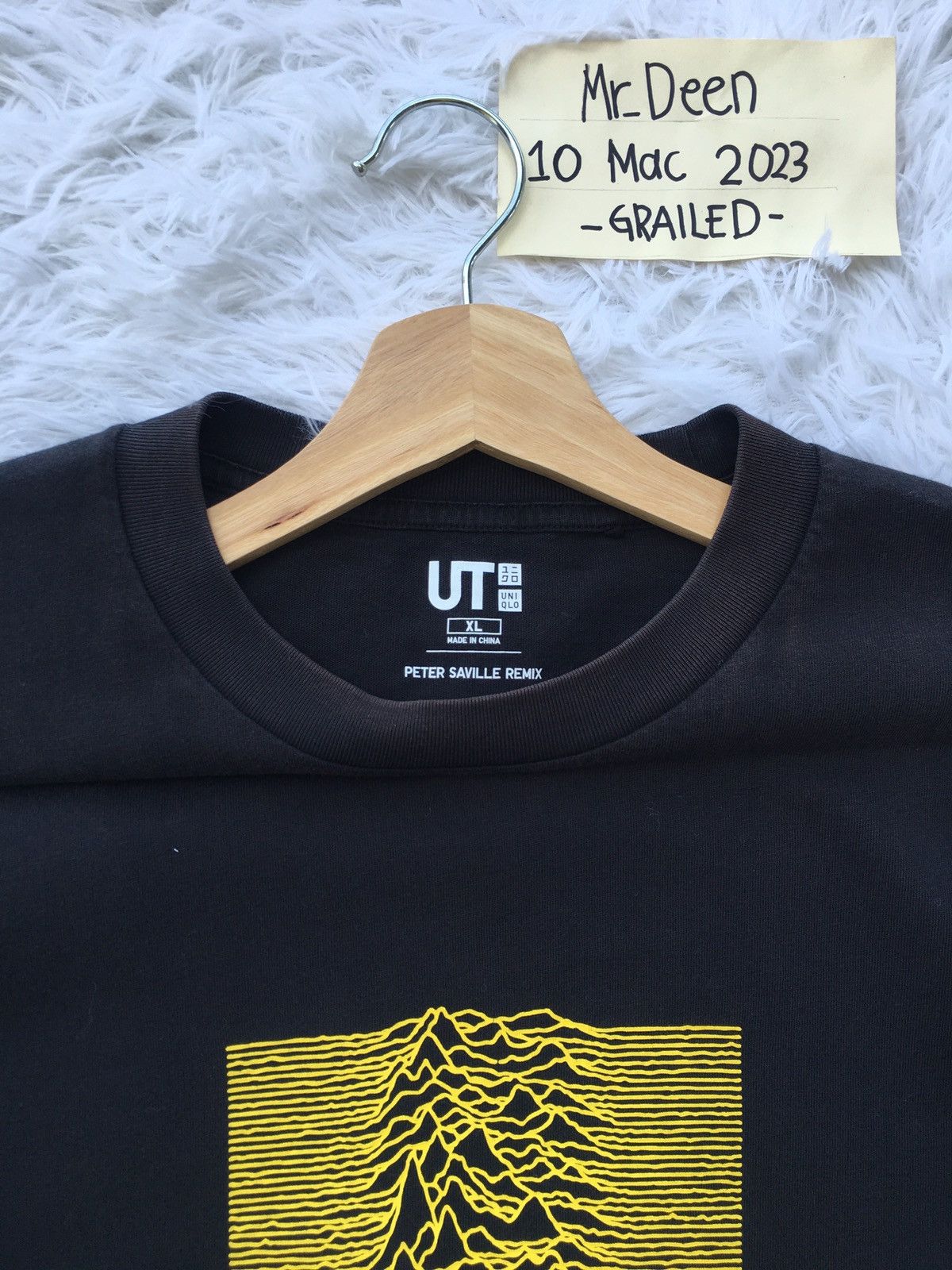 Band Tees Rare Uniqlo UT x Peter Saville Joy Division Graphic Tshirt Size US XL / EU 56 / 4 - 7 Thumbnail