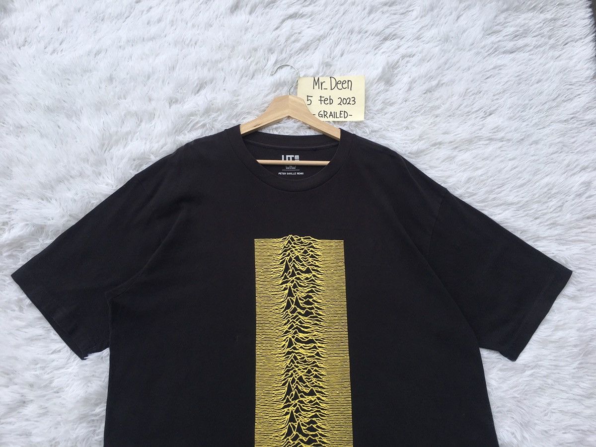 Band Tees Rare Uniqlo UT x Peter Saville Graphic Joy Divison Tshirt Size US XL / EU 56 / 4 - 5 Thumbnail