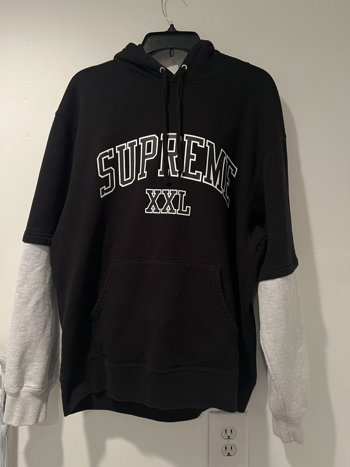 Xxl shop supreme hoodie