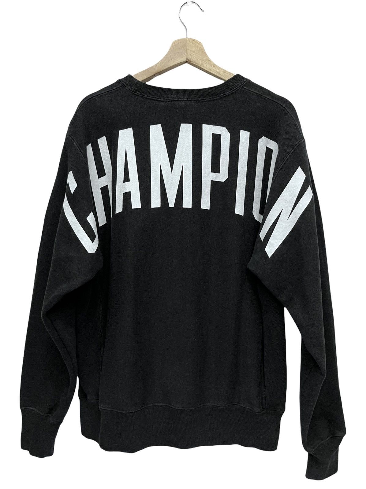 Champion RARE🔥Vtg CHAMPION Reverse Weave Poly-Cotton Big SpellOut Size US M / EU 48-50 / 2 - 2 Thumbnail