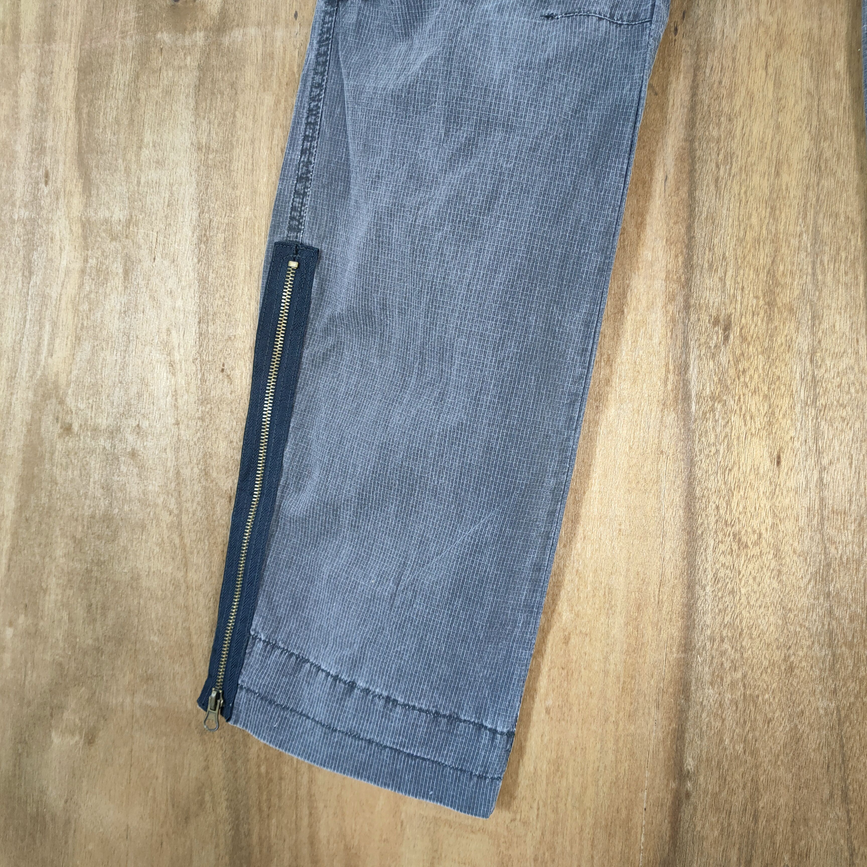 Japanese Brand VINTAGE JAPANESE FADED ZIPPER CARGO PANTS Size US 31 - 7 Thumbnail
