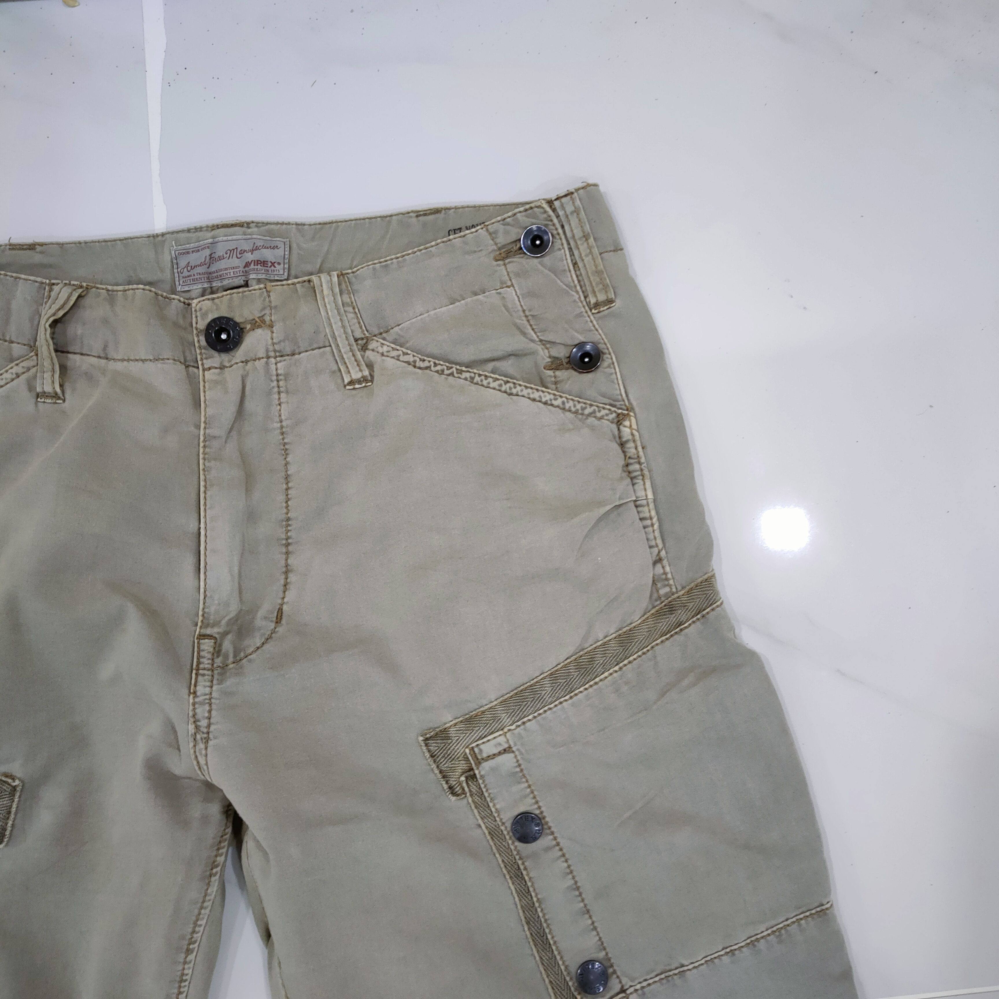 Avirex VINTAGE AVIREX FADED CARGO PANTS Size US 34 / EU 50 - 7 Thumbnail
