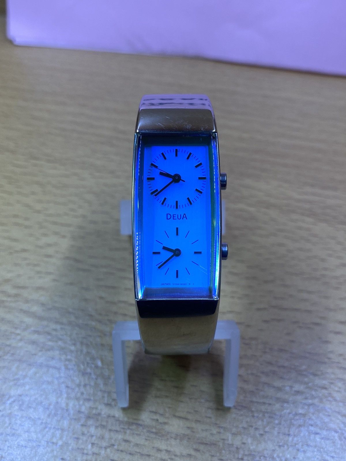 Japanese Brand OFFER YOUR PRICE🔥 Alba women bangle watch Size ONE SIZE - 1 Thumbnail