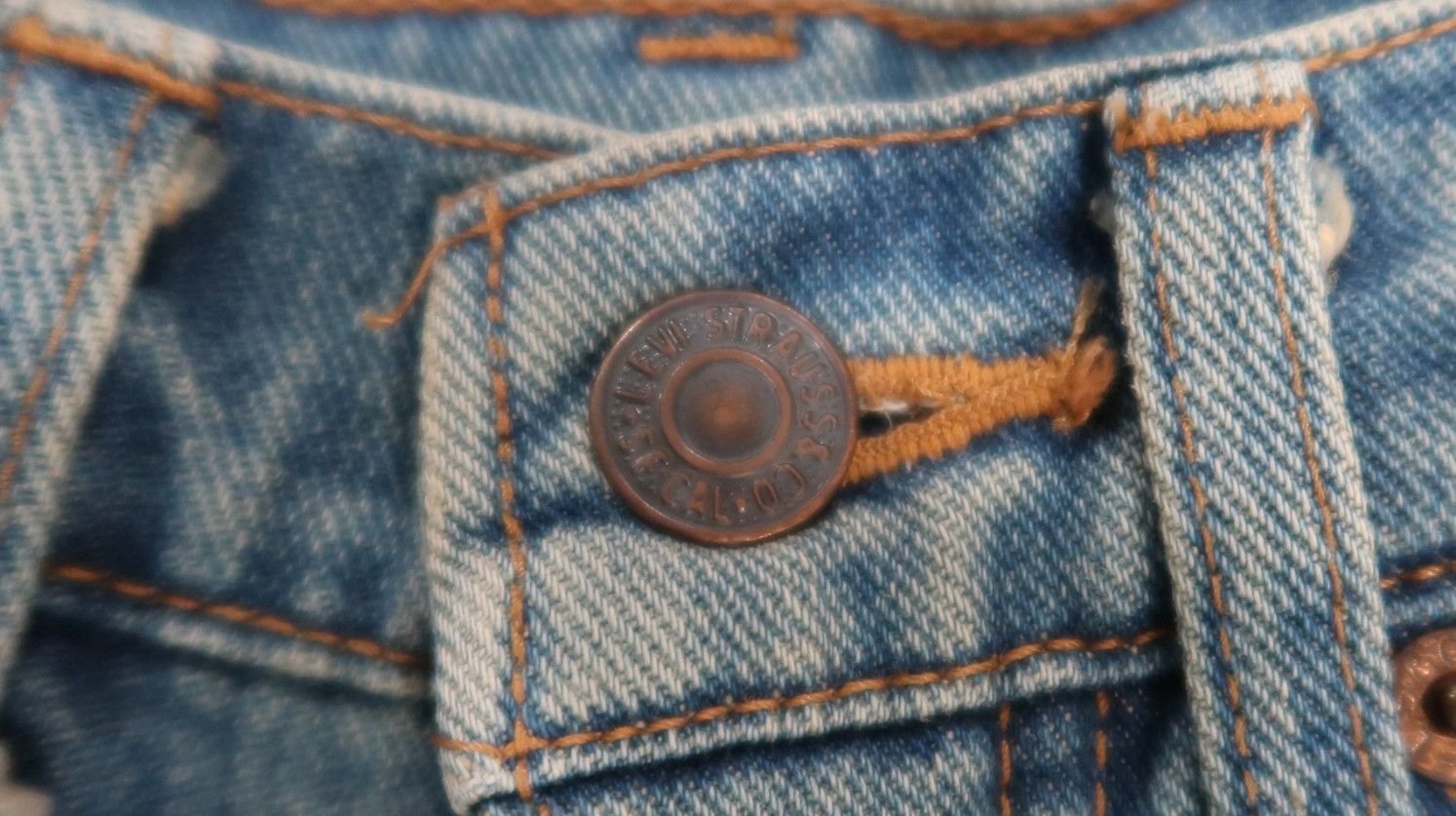 Levi's Vintage Levis 517 Sun Faded Blue Flared Jeans Size US 26 / EU 42 - 8 Thumbnail