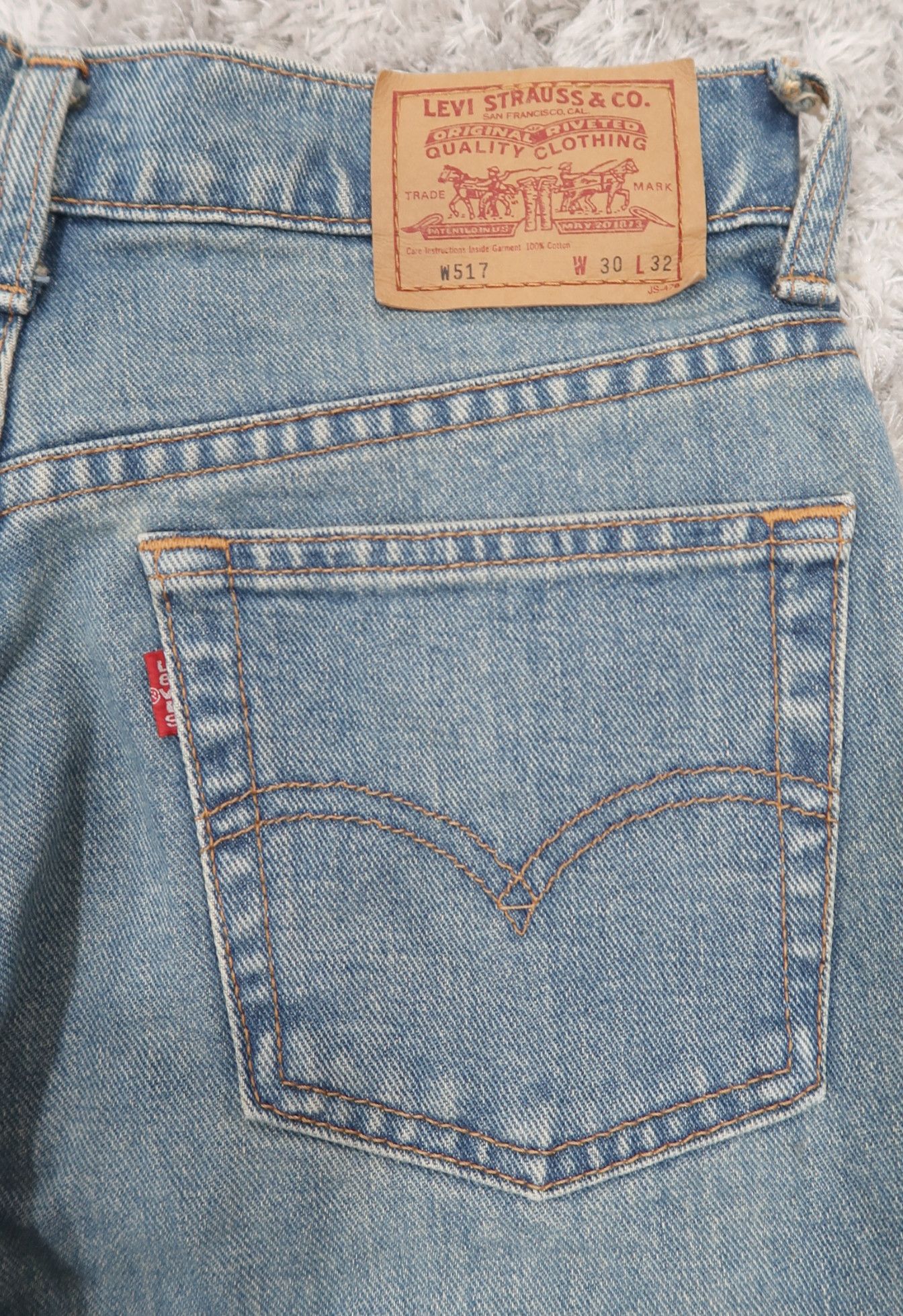 Levi's Vintage Levis 517 Sun Faded Blue Flared Jeans Size US 26 / EU 42 - 15 Thumbnail