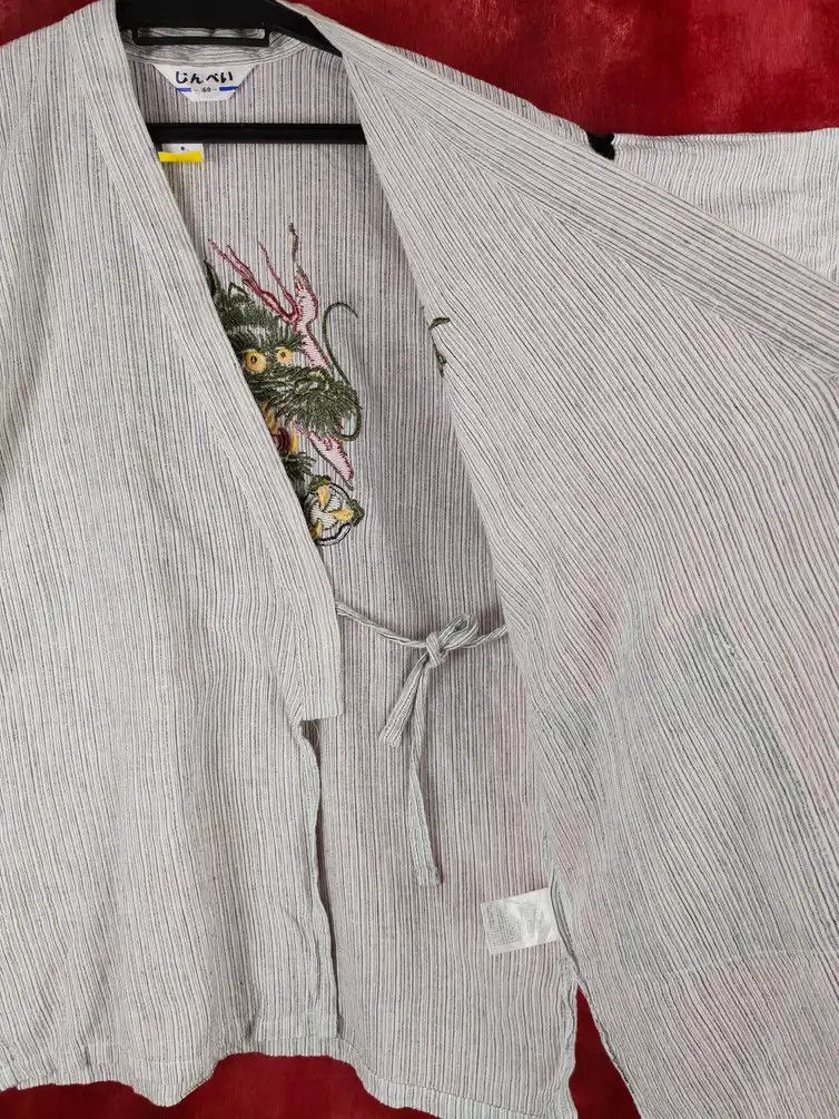 Japanese Brand Japanese Brand White/Black Dragon Kimono #S686 Size US S / EU 44-46 / 1 - 7 Thumbnail