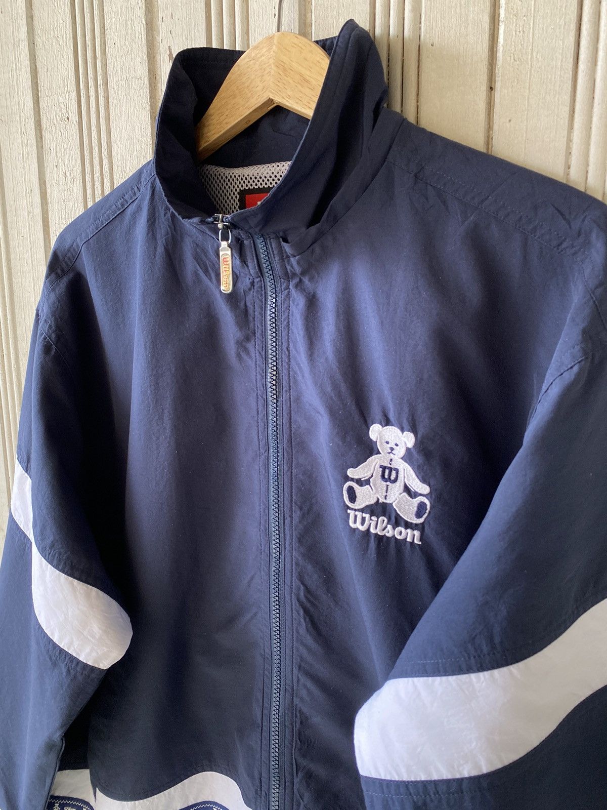 Wilson Vintage 90s Wilson Big logo Bear Nylon Jacket Size US L / EU 52-54 / 3 - 8 Thumbnail