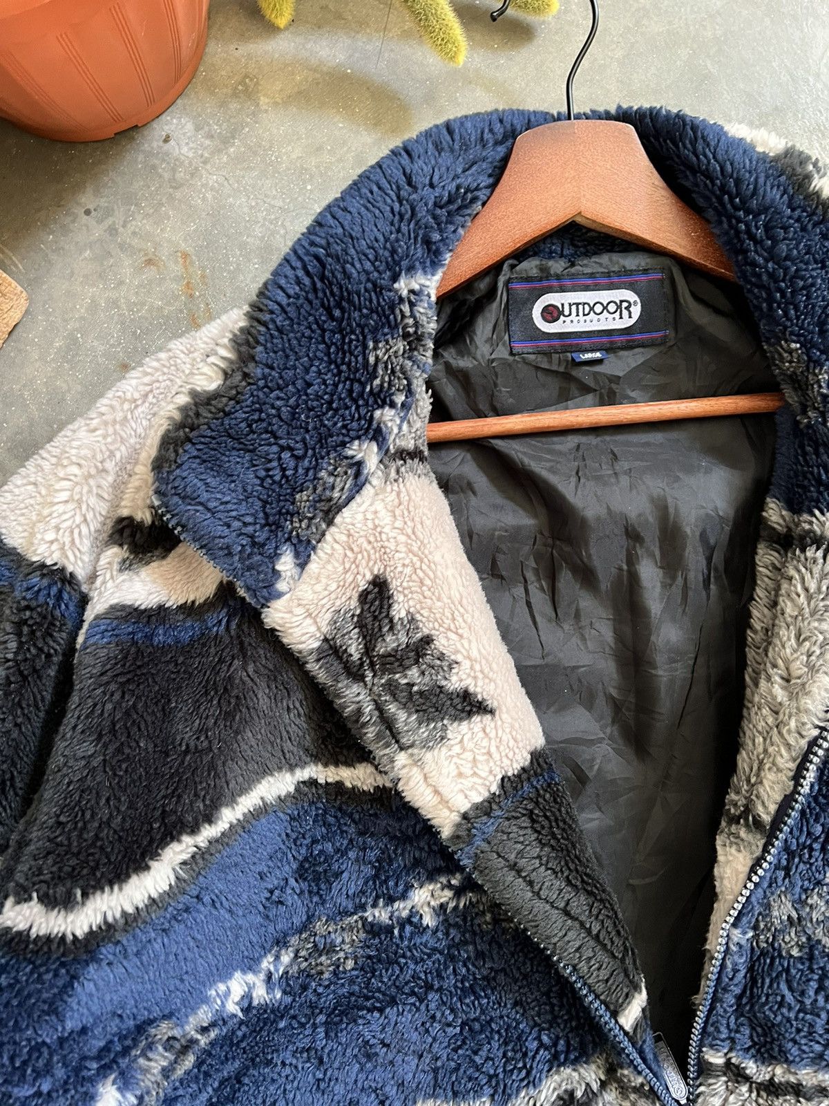 Japanese Brand × Vintage Vintage 🏴‍☠️ Deep Pile Printed Fleece Quilted Jacket Size US L / EU 52-54 / 3 - 13 Thumbnail
