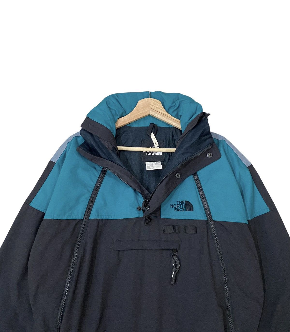 The North Face ⭐️ TNF MULTICOLOUR EXTREME GEAR PARACHUTE COVERALL Size US 34 / EU 50 - 3 Thumbnail