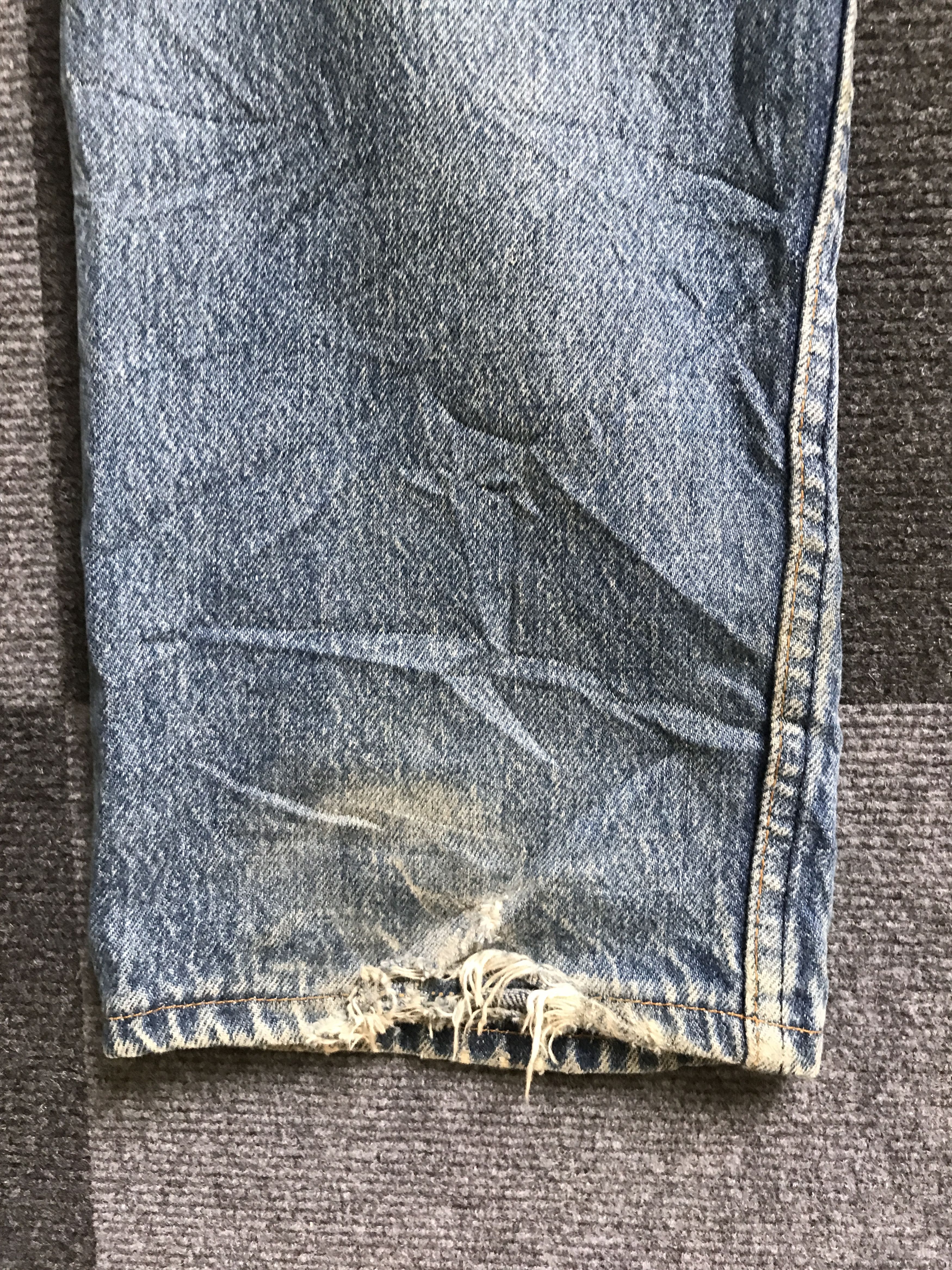Levi's VLEV87 - Vintage Levis 501 Medium Wash Jeans Size US 30 / EU 46 - 14 Thumbnail