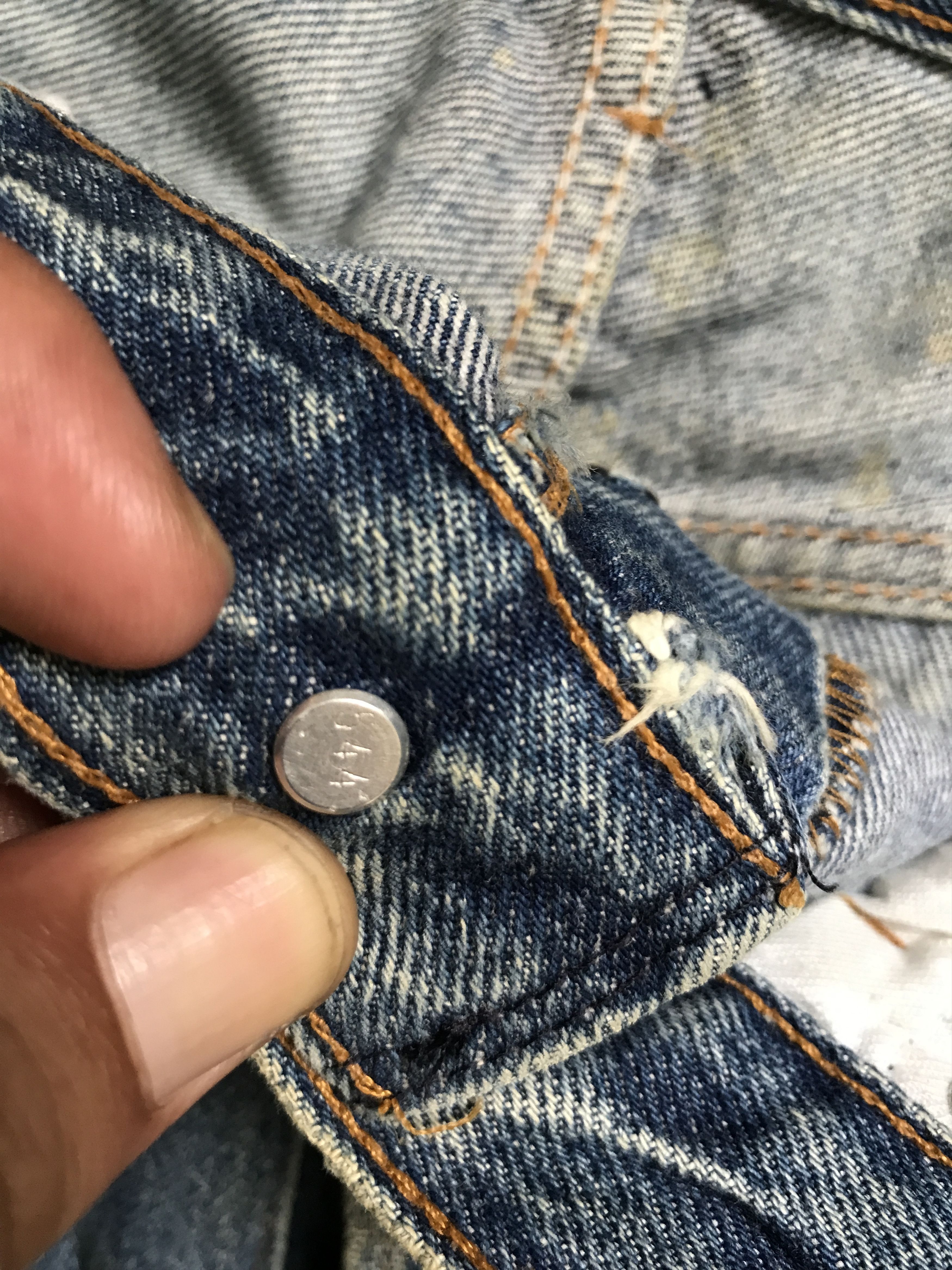 Levi's VLEV87 - Vintage Levis 501 Medium Wash Jeans Size US 30 / EU 46 - 9 Thumbnail