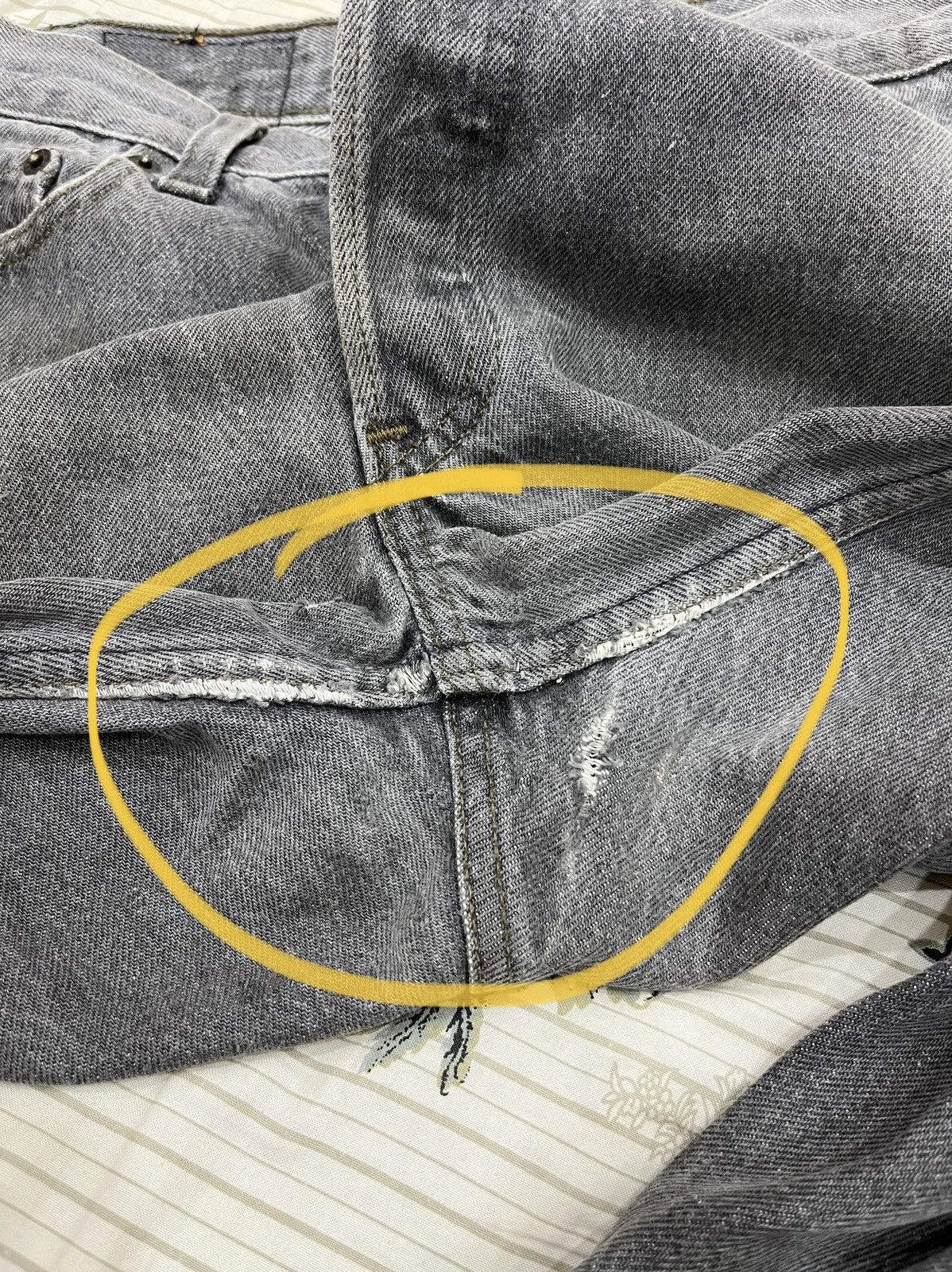 Levi's (Cc). VINTAGE LEVIS 501 HYPEBEAST DENIM Size US 30 / EU 46 - 11 Thumbnail