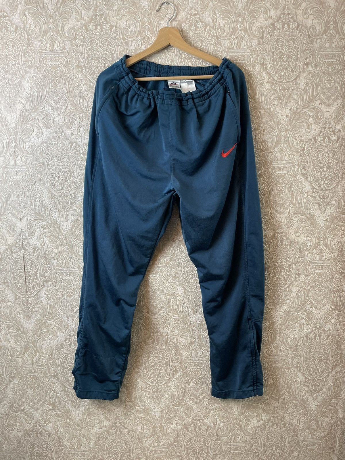 Nike × Vintage Vintage Y2K Nike Big Logo Swoosh Track Sweat Pants Joggers Size US 35 - 2 Thumbnail