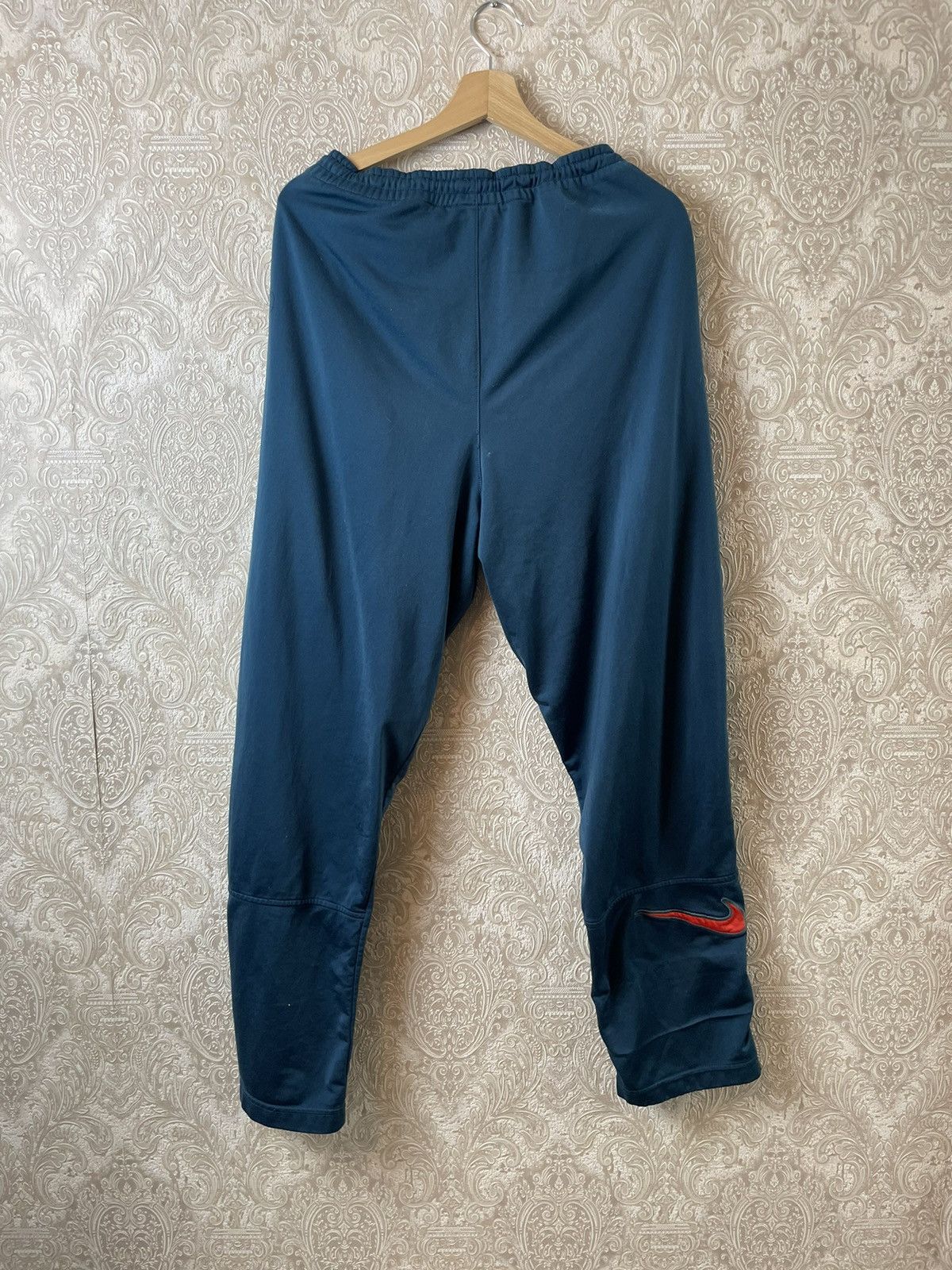 Nike × Vintage Vintage Y2K Nike Big Logo Swoosh Track Sweat Pants Joggers Size US 35 - 3 Thumbnail