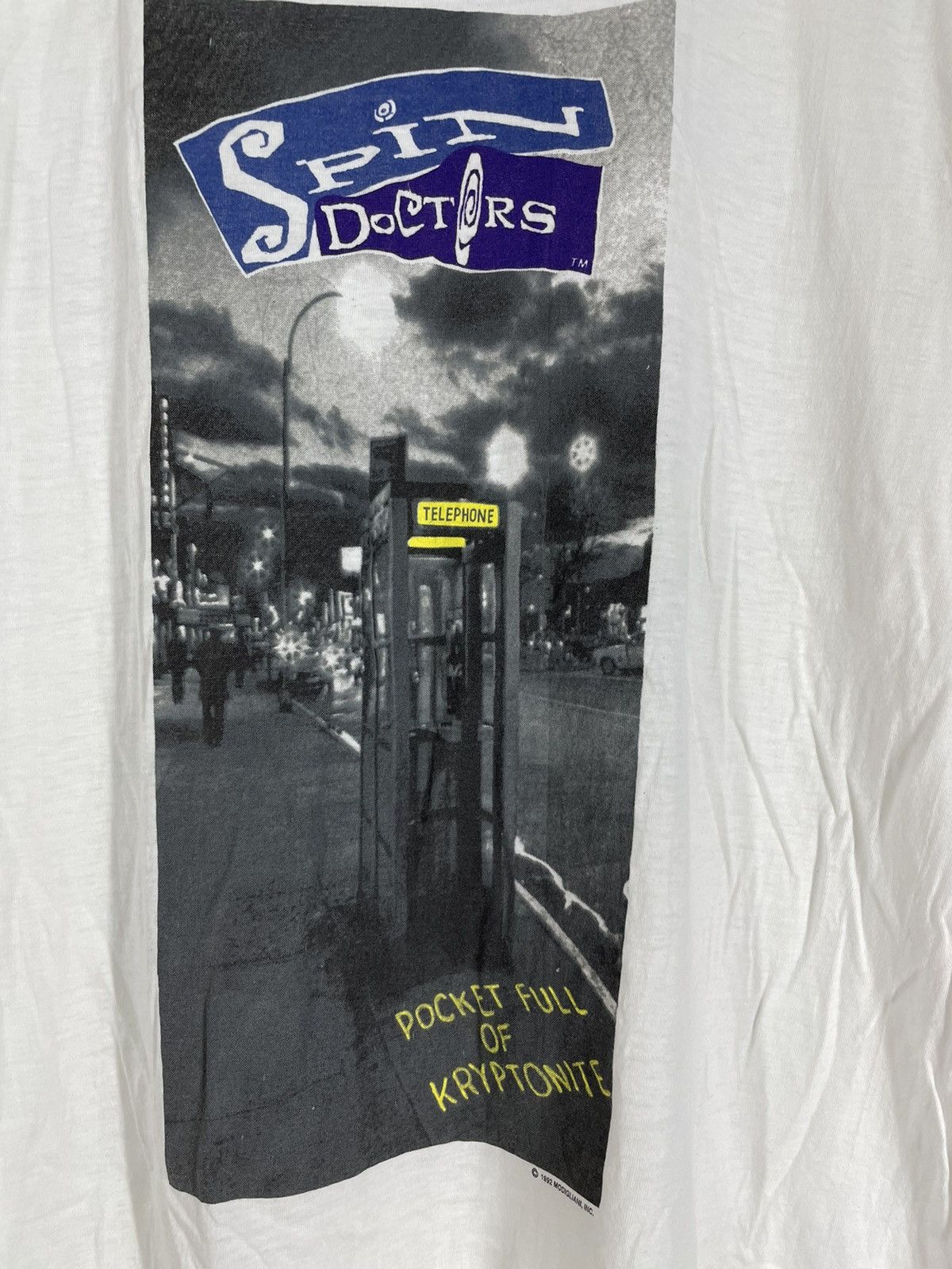 Band Tees Vintage 90s Spin Doctors Pocket Full Of Kryptonite Tour Tee Size US XL / EU 56 / 4 - 3 Thumbnail