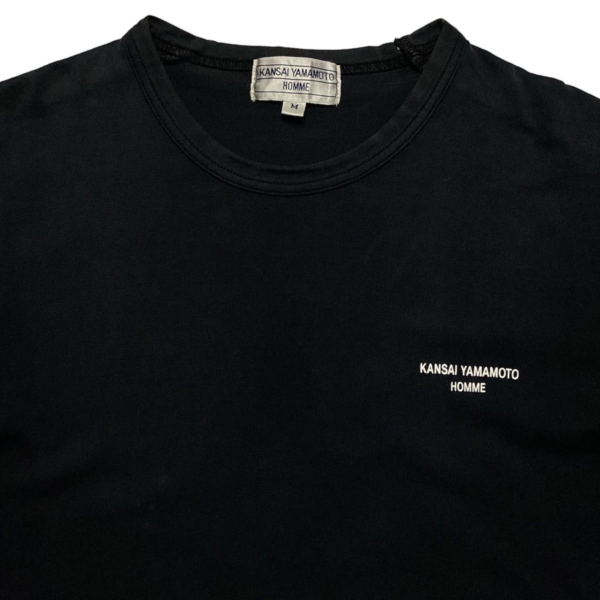 Kansai Yamamoto × Vintage 🇯🇵 VINTAGE KANSAI YAMAMOTO RUBBER SPELL OUT TSHIRT Size US M / EU 48-50 / 2 - 3 Thumbnail