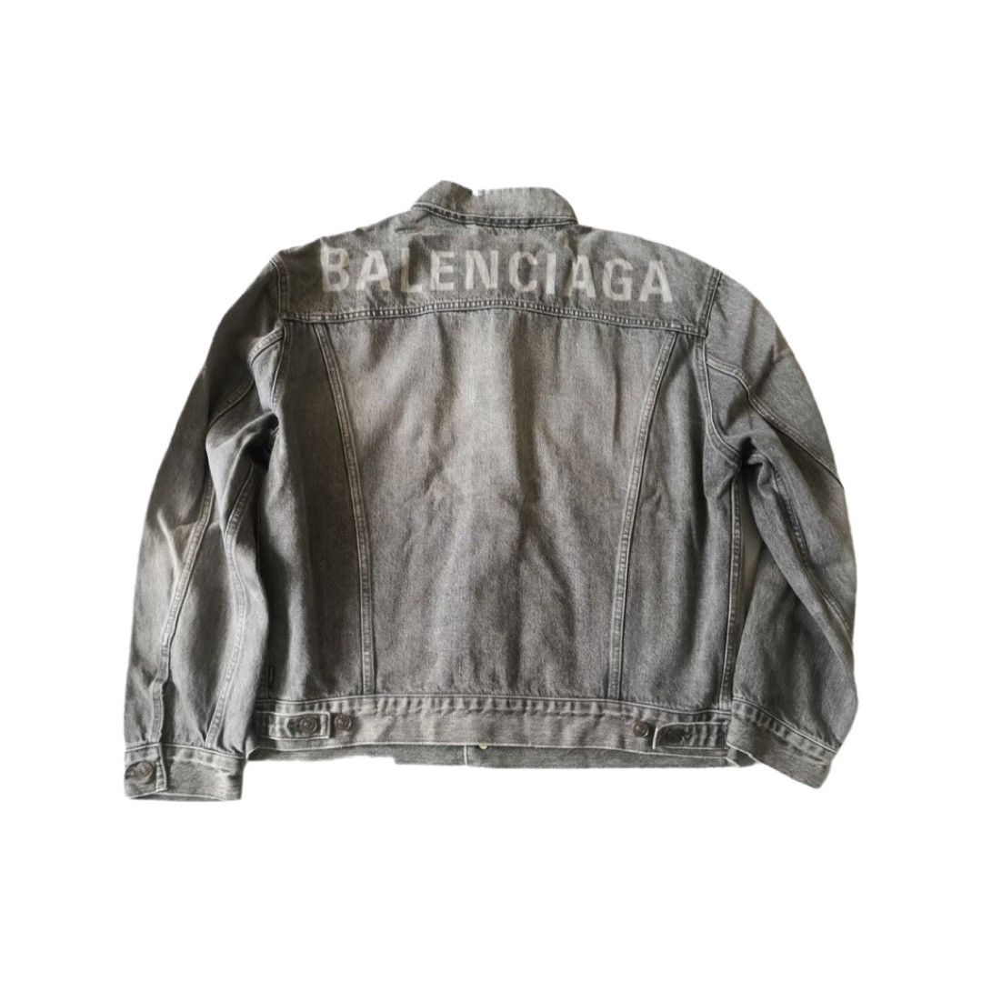 Balenciaga Back logo washed distressed denim jacket Size US M / EU 48-50 / 2 - 1 Thumbnail