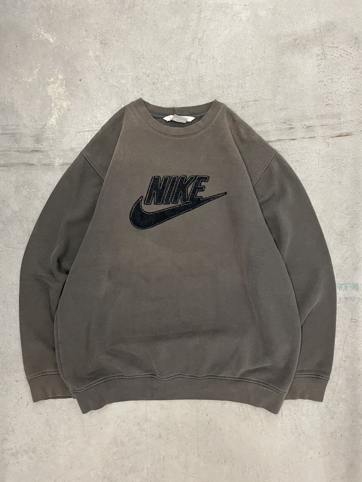 bootleg nike spellout sweatshirt