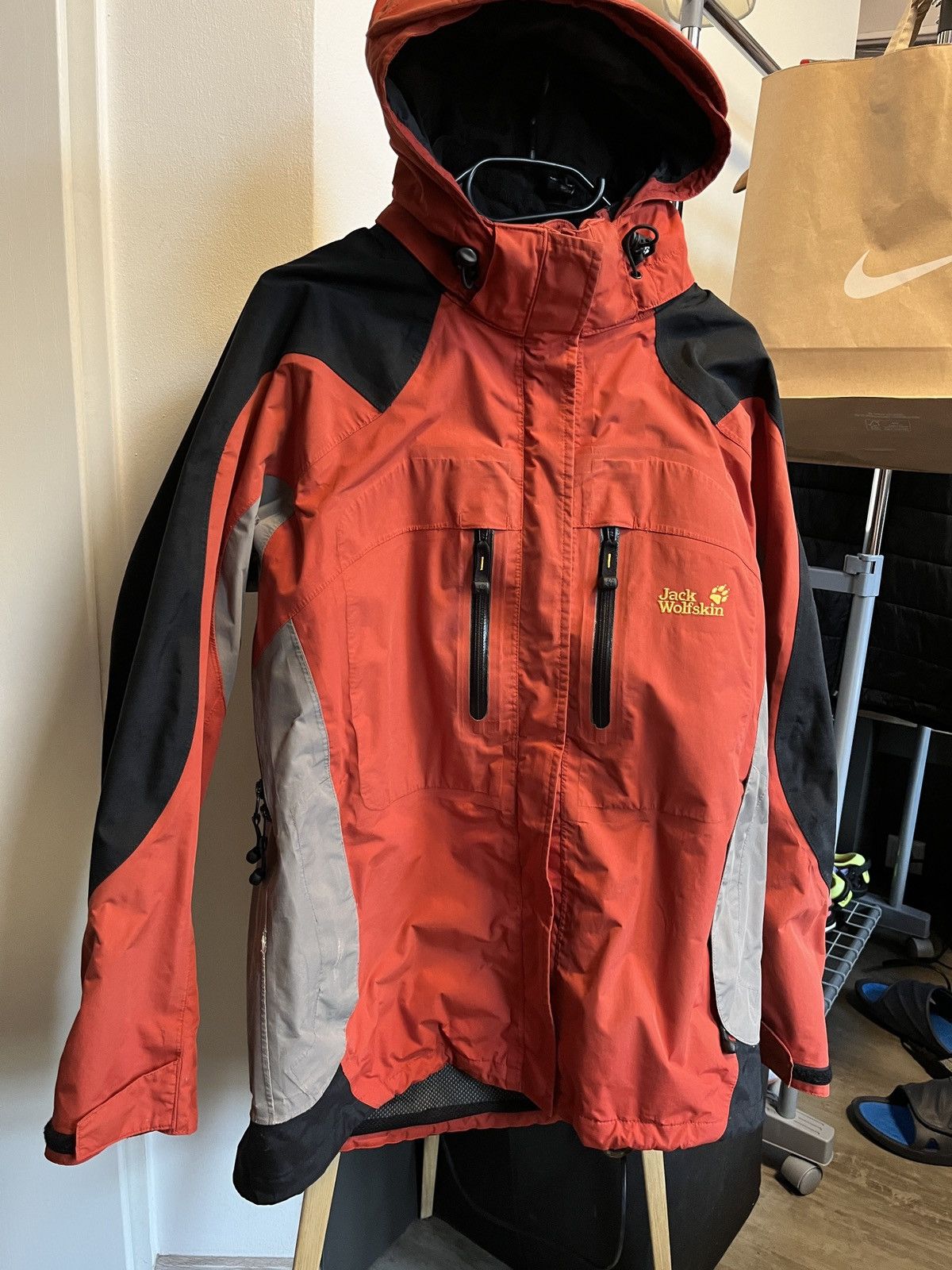 Jack wolfskin jacket red clearance