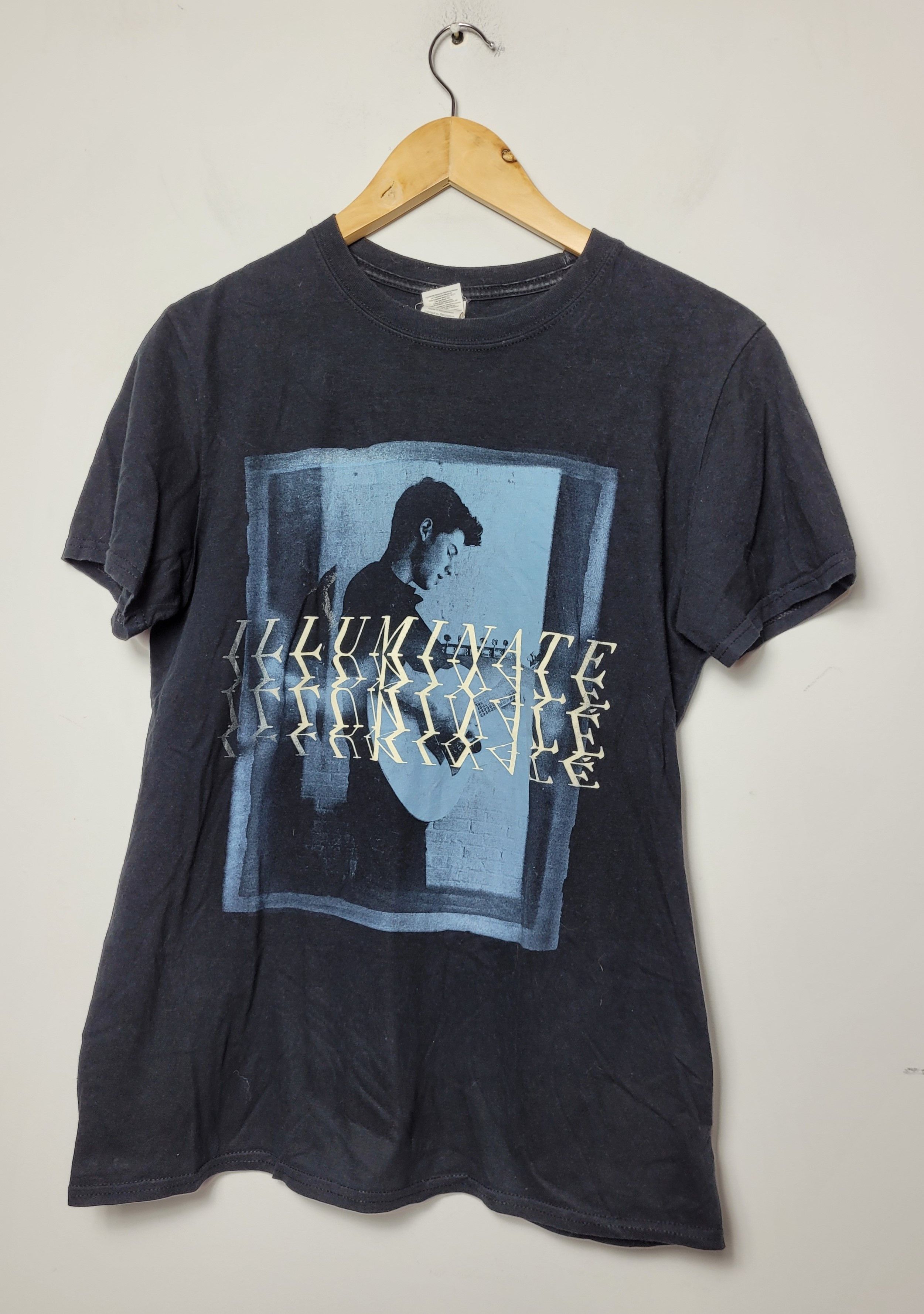 Band Tees × Vintage Shawn Mendes Illuminate merch tour tee Size US M / EU 48-50 / 2 - 1 Thumbnail