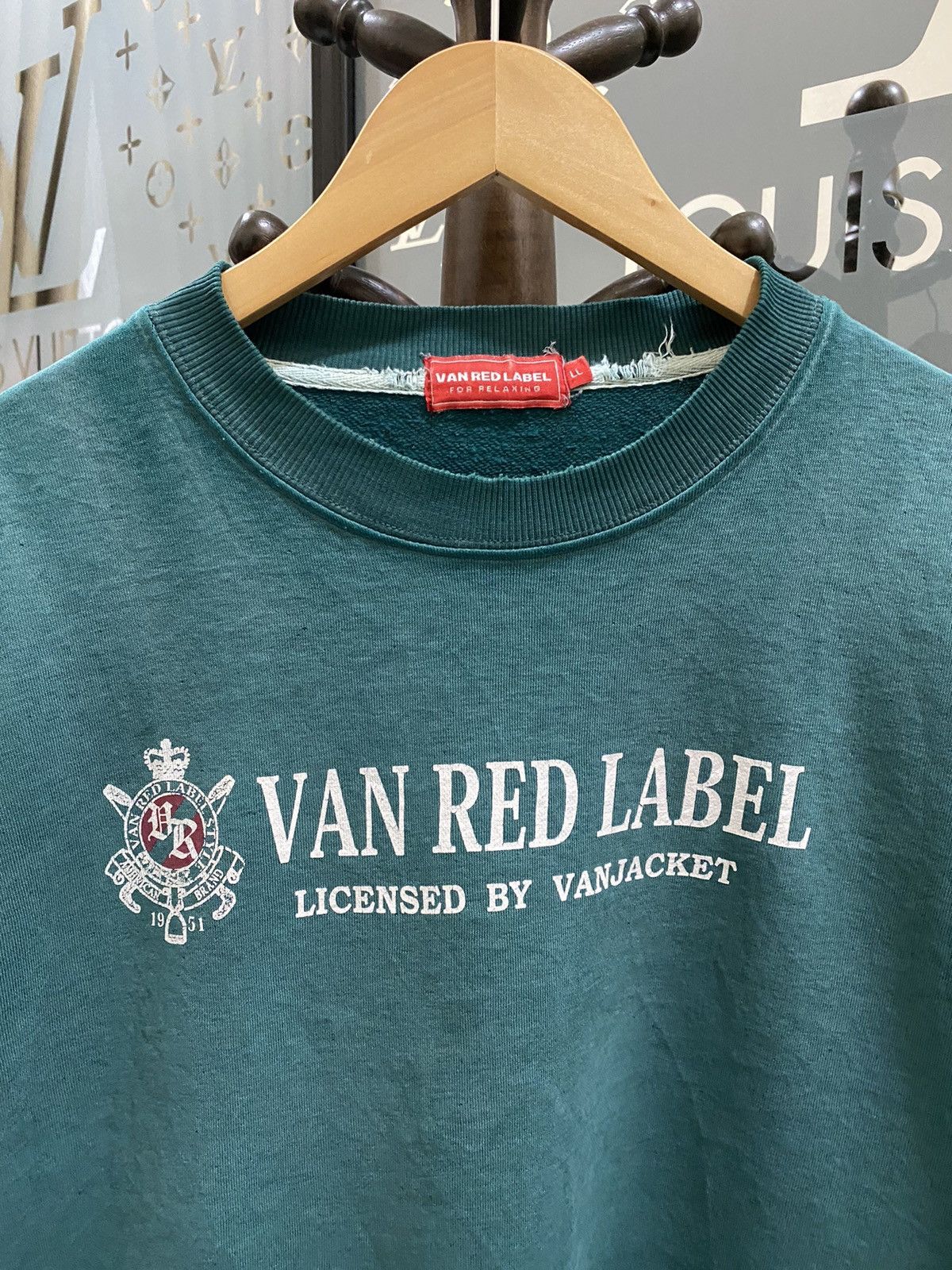 Japanese Brand × Van × Vintage Van Red Label Big Logo Sweater Size US L / EU 52-54 / 3 - 2 Thumbnail