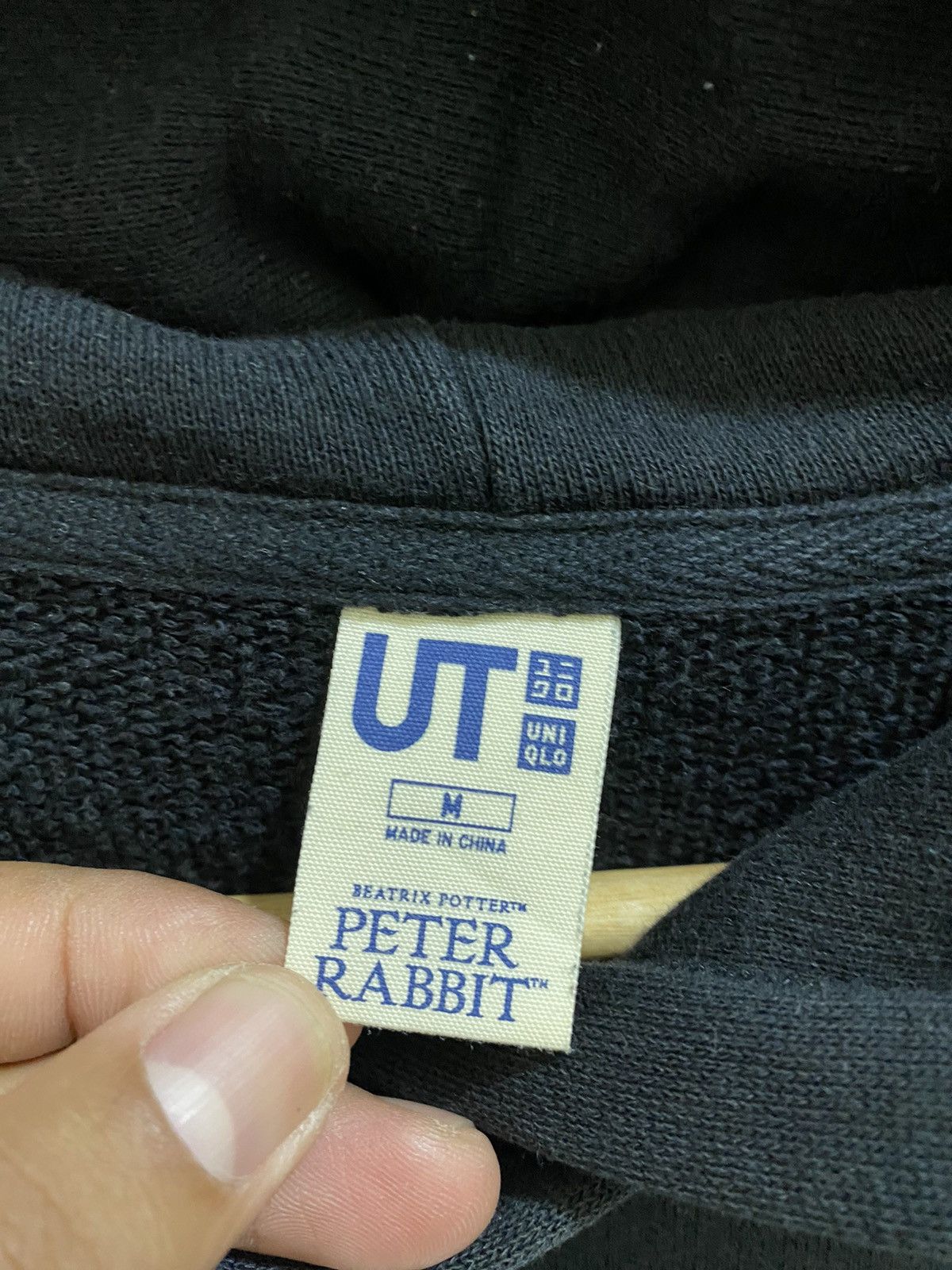 Cartoon Network Peter Rabbit Movie Hoodie Size US M / EU 48-50 / 2 - 6 Thumbnail
