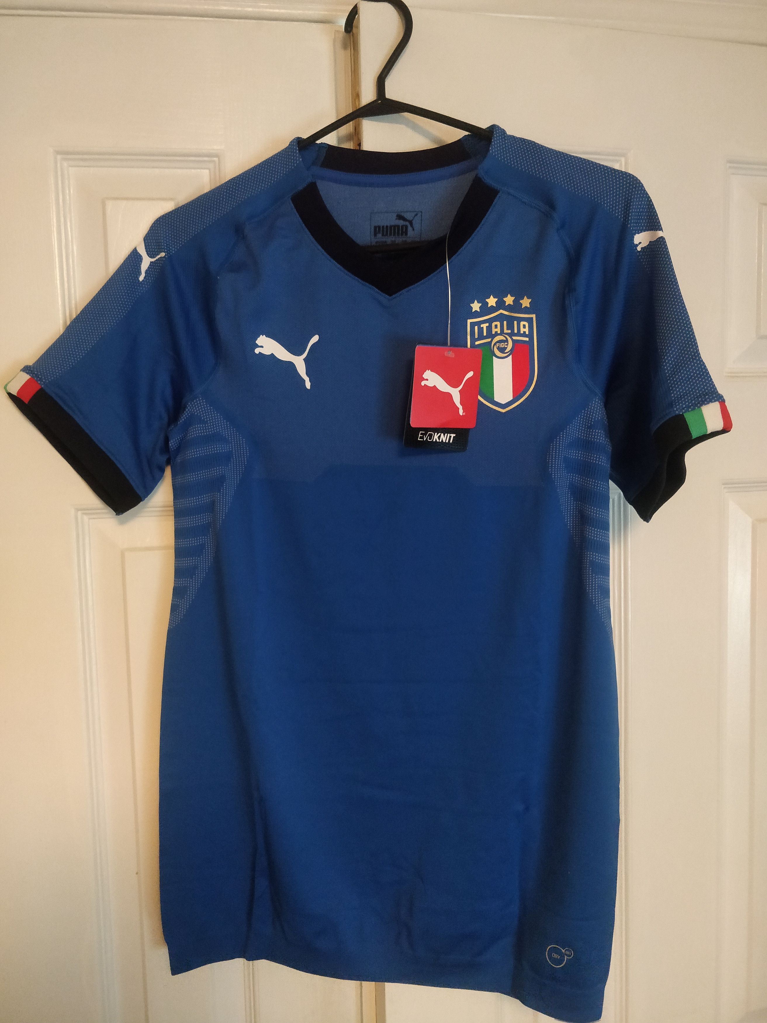 Puma Italy BNWT 2018 Player Issue Home Jersey Puma Size US L / EU 52-54 / 3 - 1 Thumbnail