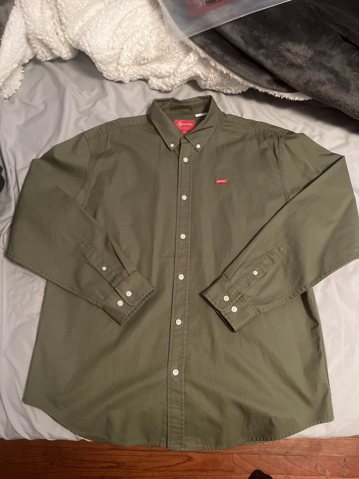 Supreme Small box shirt Size US M / EU 48-50 / 2 - 2 Thumbnail