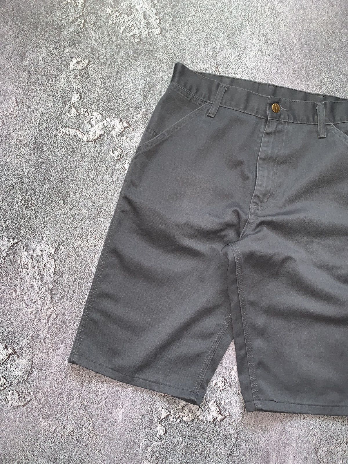 Carhartt × Carhartt Wip × Vintage Carhartt wip 30/34 simple pant shorts 🩳 grey casual Size US 30 / EU 46 - 8 Thumbnail