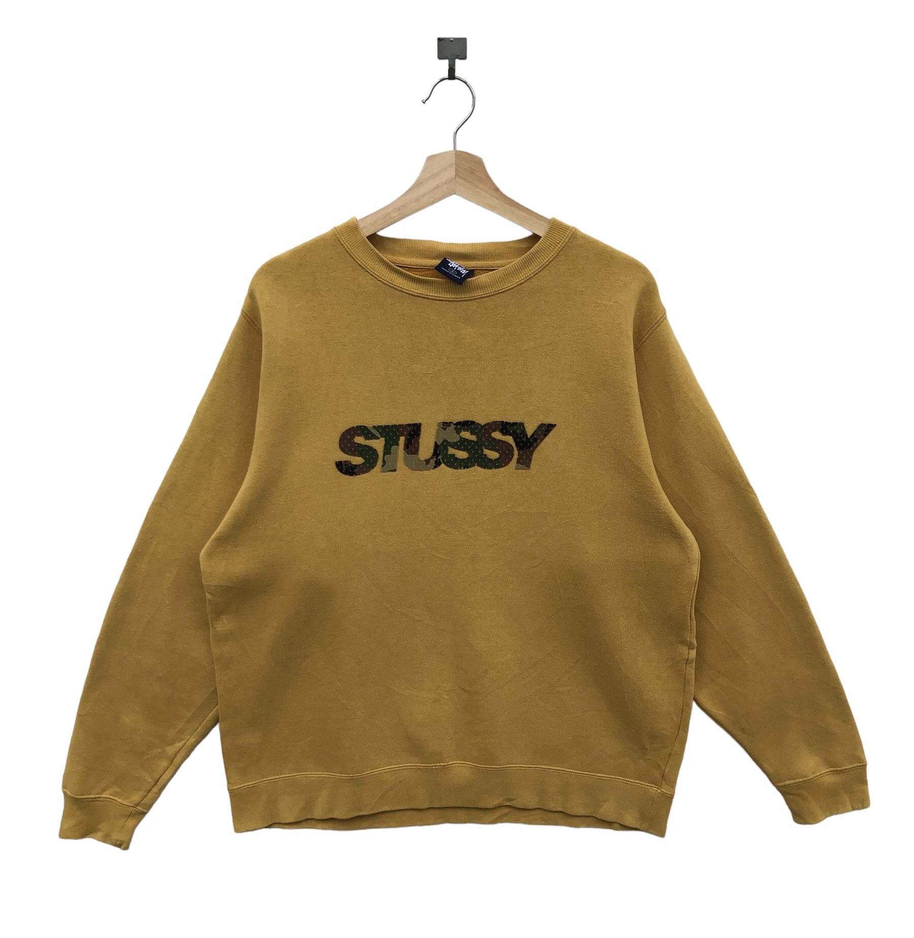 VINTAGE STUSSY CAMO SPELLOUT SWEATSHIRT