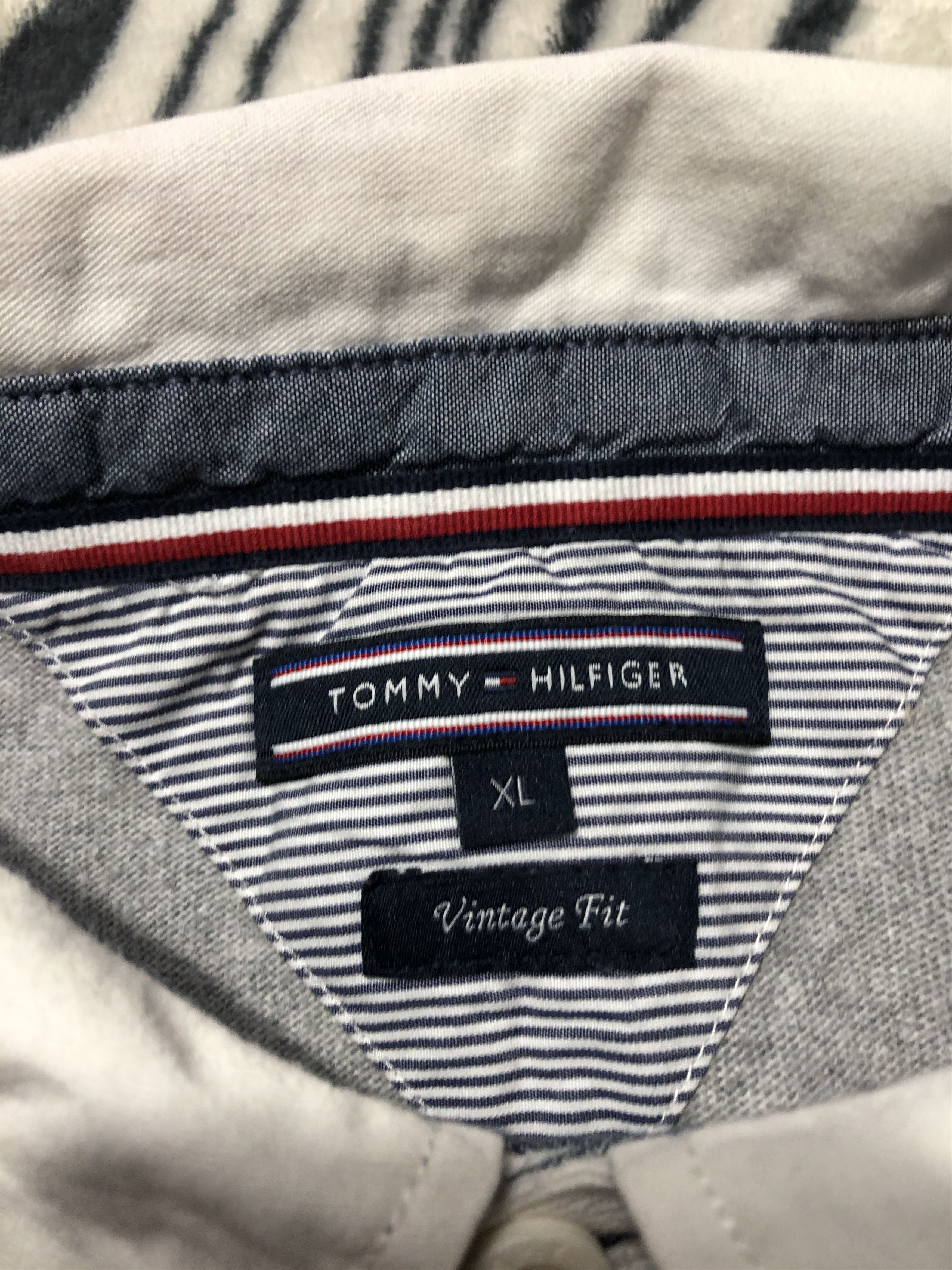 Tommy Hilfiger Tommy Hilfiger Vintage Mens Rugby Long Sleeve Polo Shirt Size US L / EU 52-54 / 3 - 4 Thumbnail