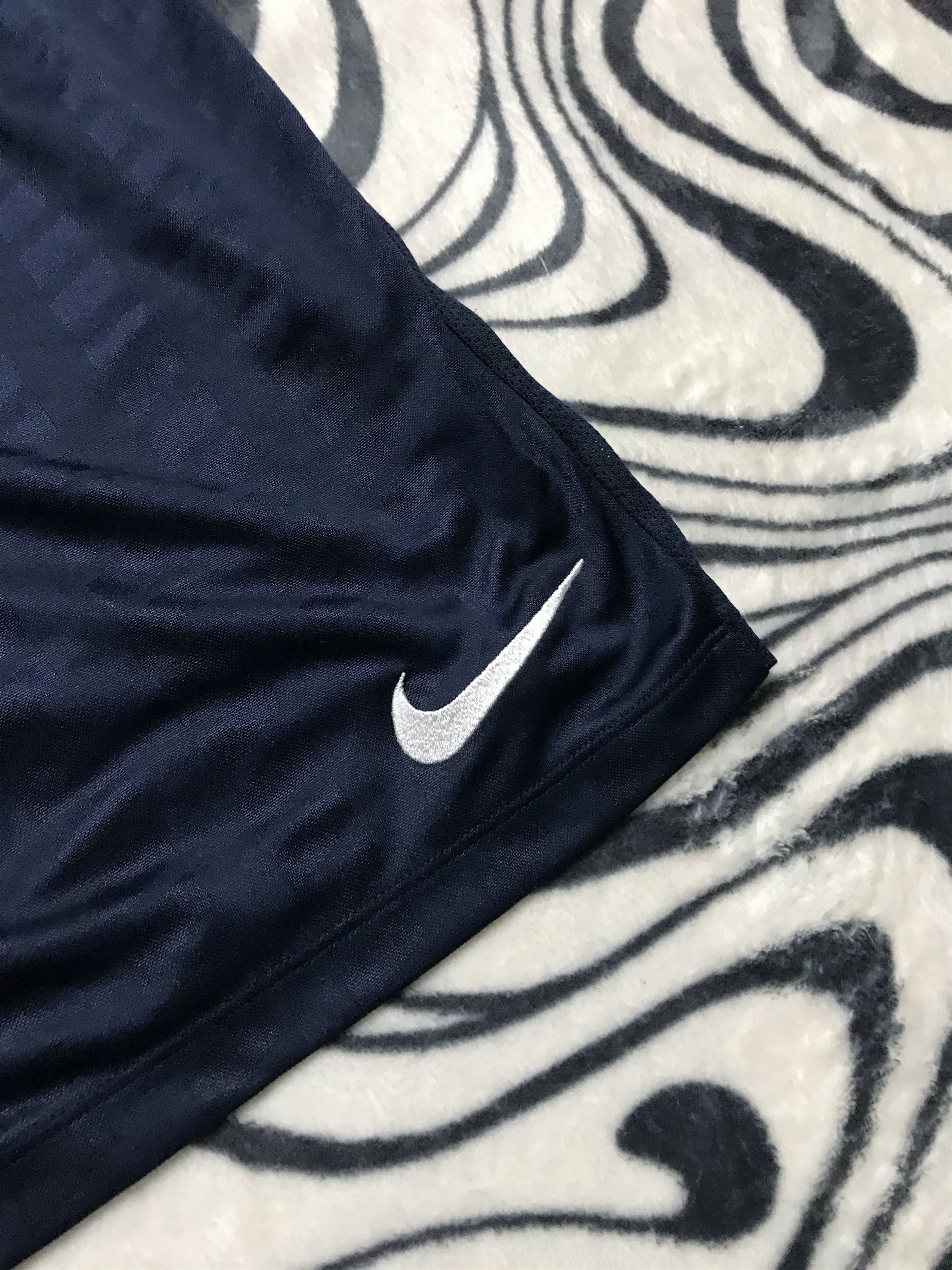 Nike × Vintage Vintage Nike Mens Shorts Dri Fit Y2K Size US 32 / EU 48 - 2 Thumbnail