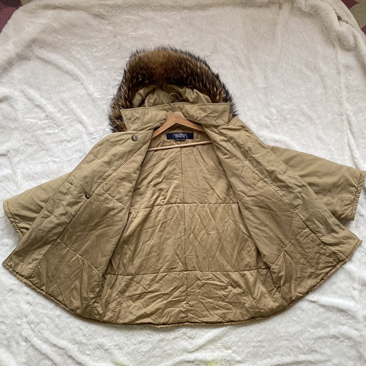 Max Mara 🔥LAST PRICE🔥 Max Mara Adjustable Fur Hoodie Size M / US 6-8 / IT 42-44 - 11 Thumbnail