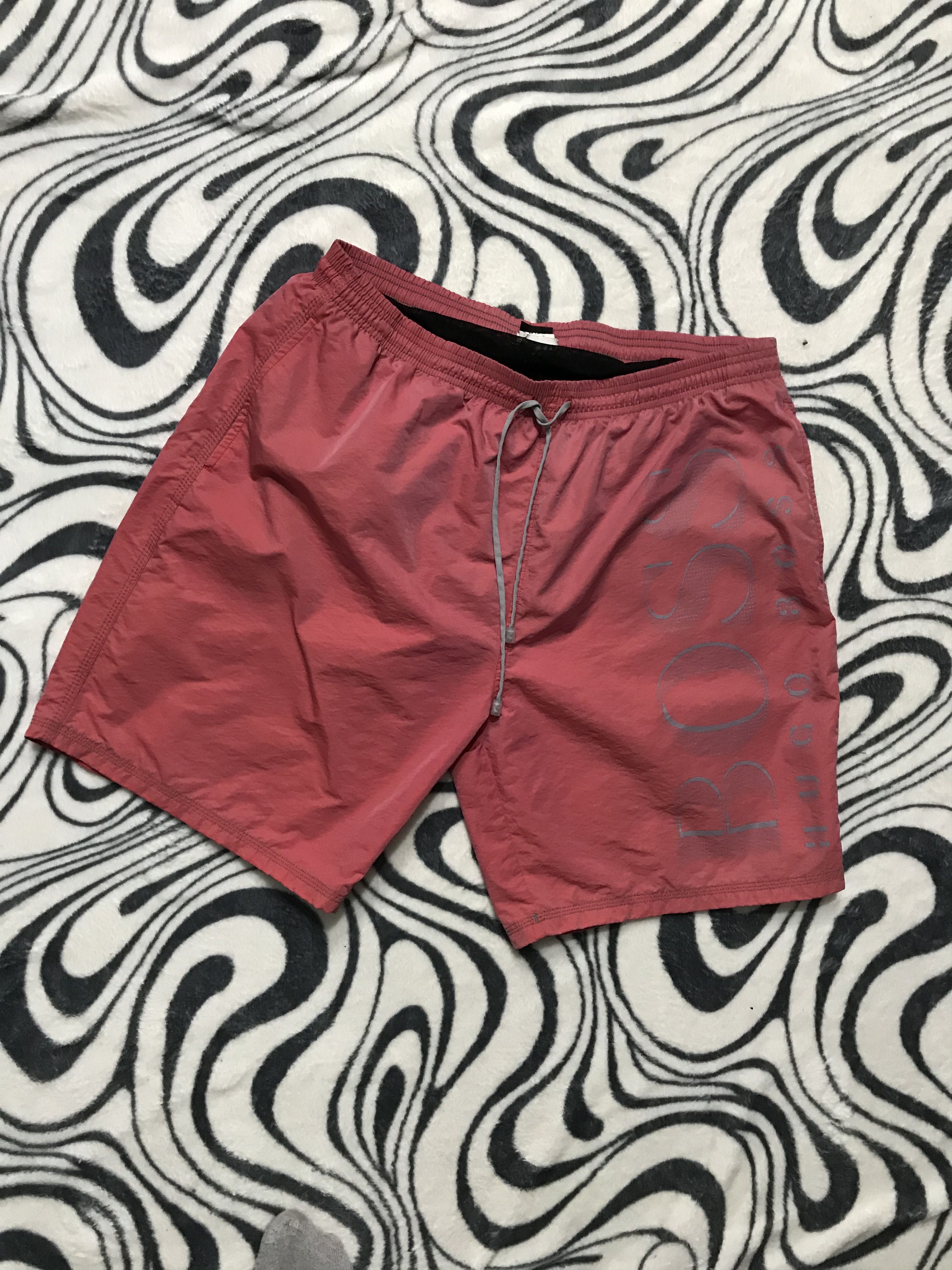 Hugo Boss × Vintage Hugo Boss Mens Nylon Shorts Size US 36 / EU 52 - 1 Thumbnail