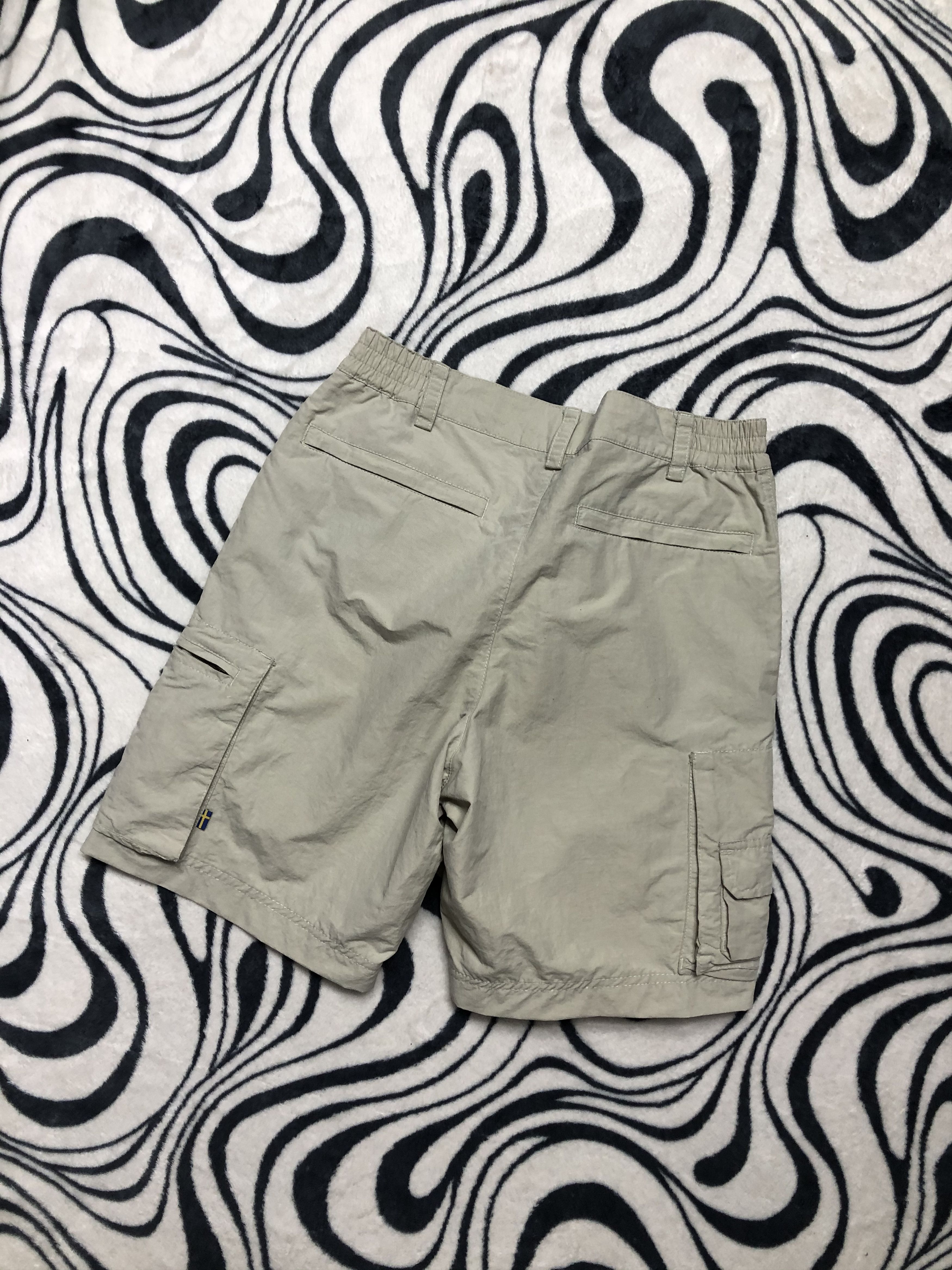 Fjallraven × Vintage Fjallraven Vintage Mens Cargo Shorts Size US 30 / EU 46 - 5 Thumbnail