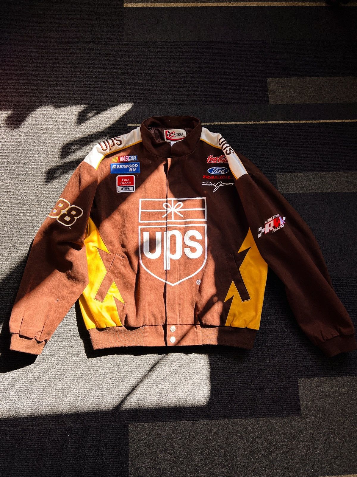 Chase Authentics × Vintage Vintage UPS Ford Racing Jacket Size US L / EU 52-54 / 3 - 1 Thumbnail