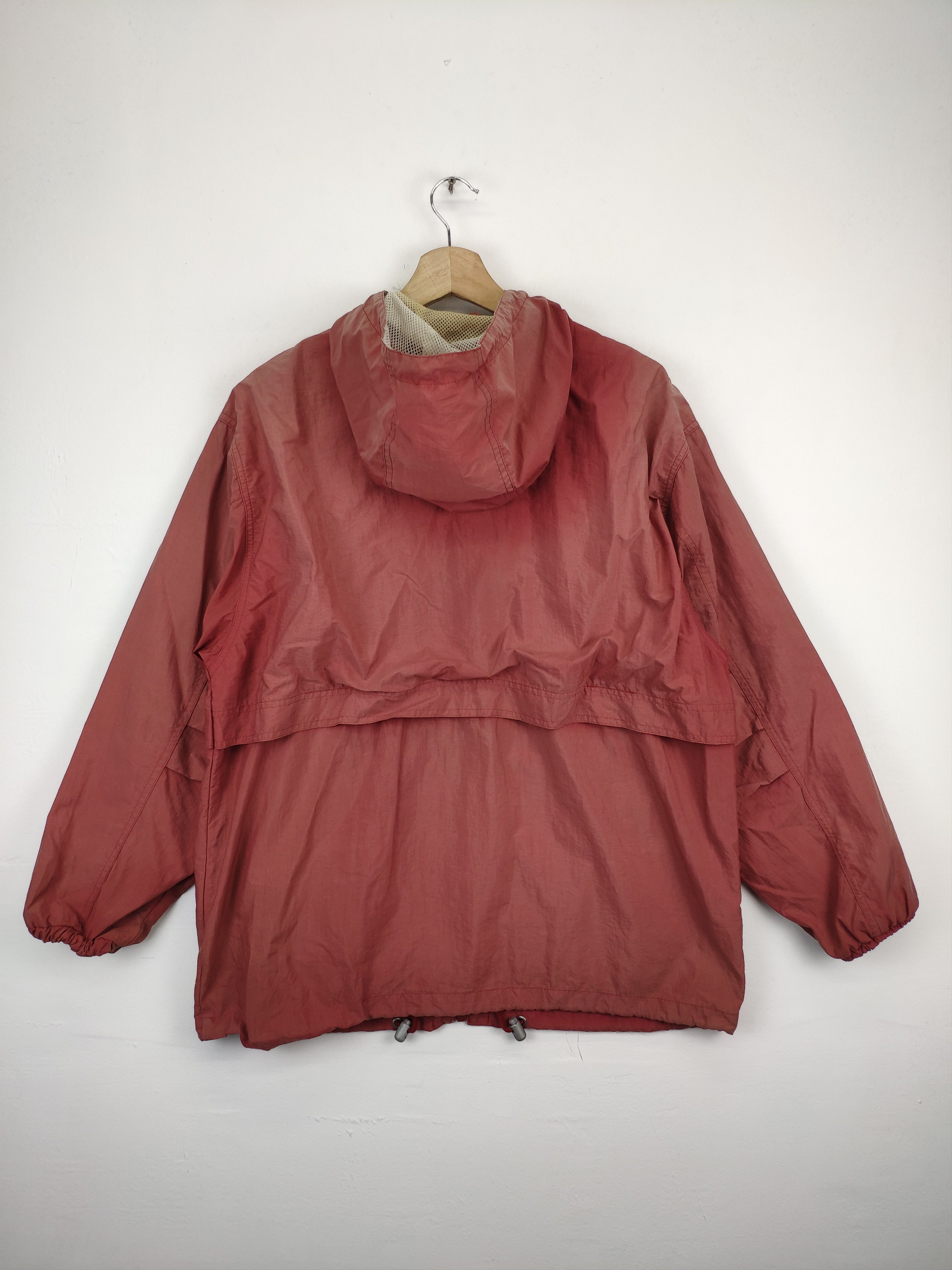 Vintage Vintage 90s Lucky Strike Windbreaker Hoodie Jacket Sun Faded Size US M / EU 48-50 / 2 - 2 Thumbnail