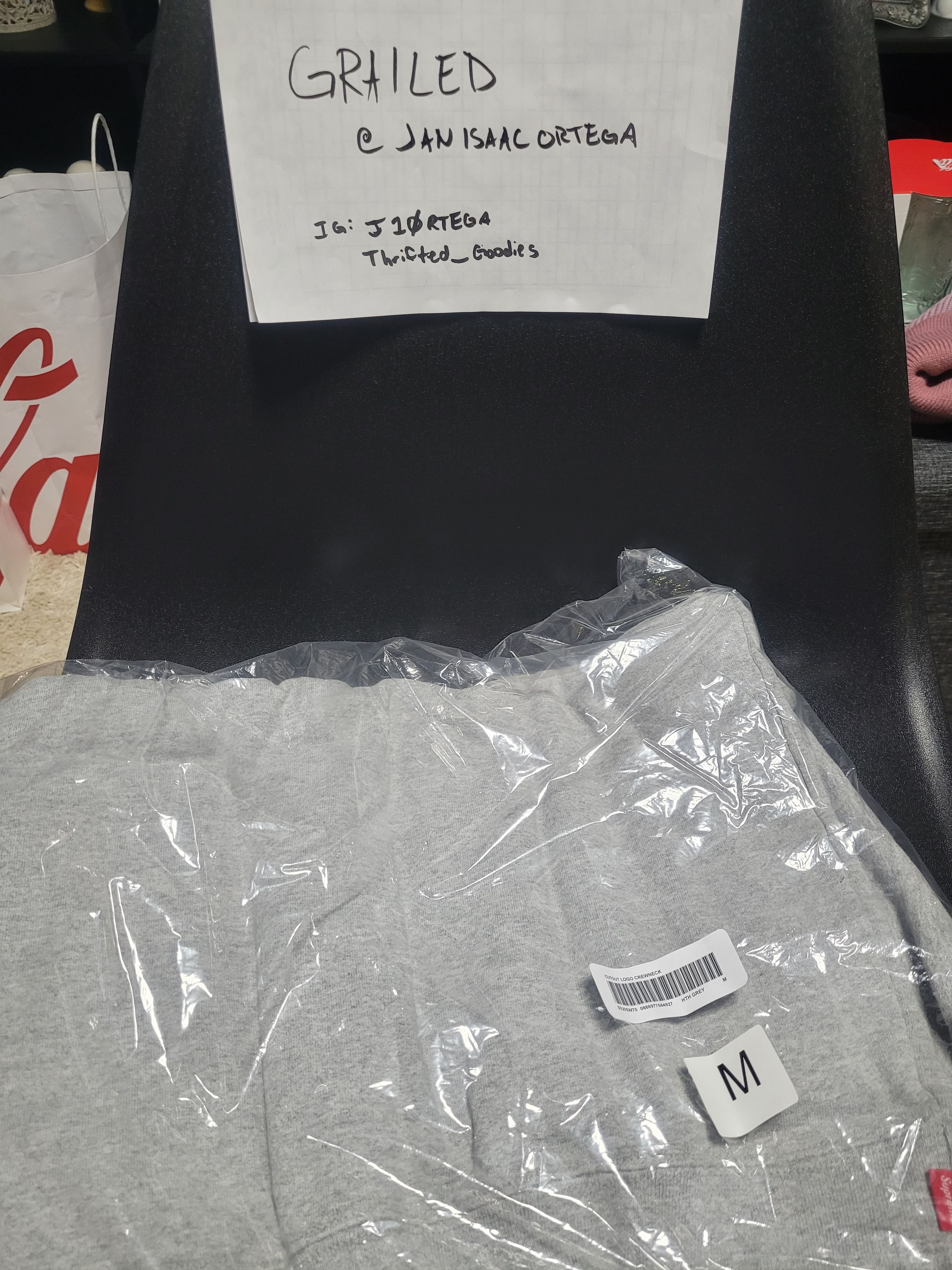 Supreme Supreme cutout box logo gray sz M Size US M / EU 48-50 / 2 - 2 Thumbnail