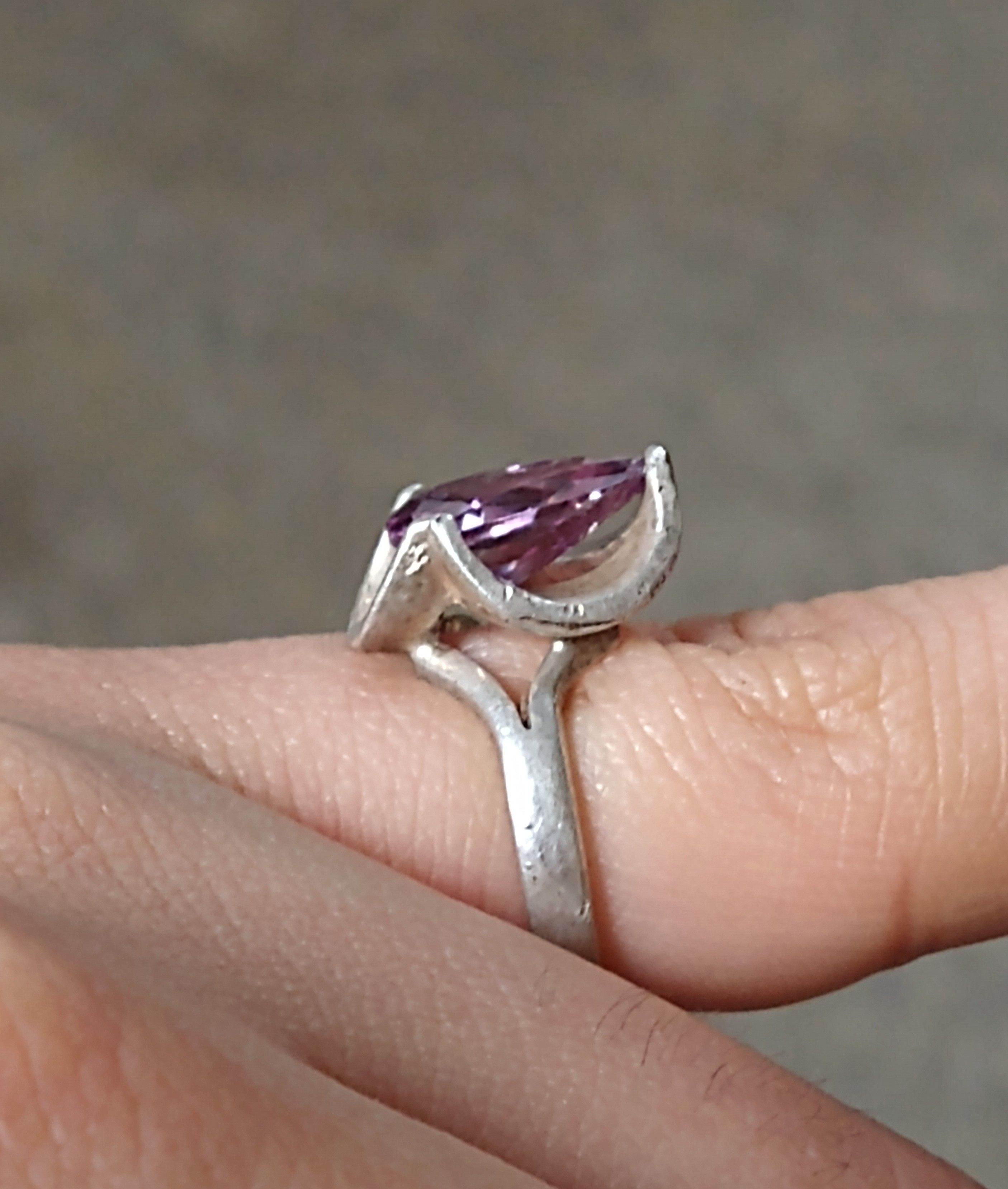 Jewelry Vintage Sterling Silver Ring Size 6.25 Purple CZ Mexico Pear Size ONE SIZE - 16 Thumbnail
