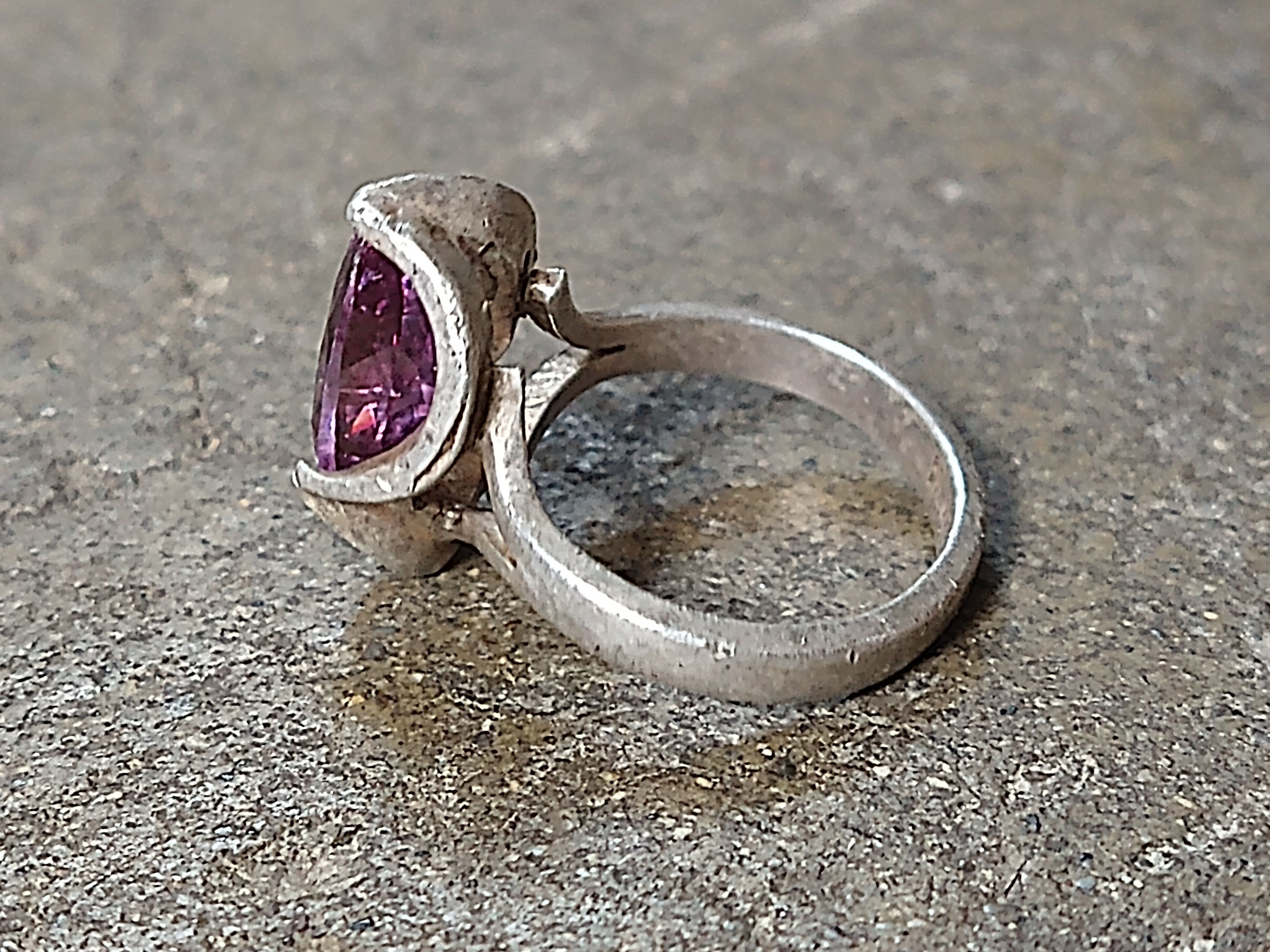 Jewelry Vintage Sterling Silver Ring Size 6.25 Purple CZ Mexico Pear Size ONE SIZE - 8 Thumbnail